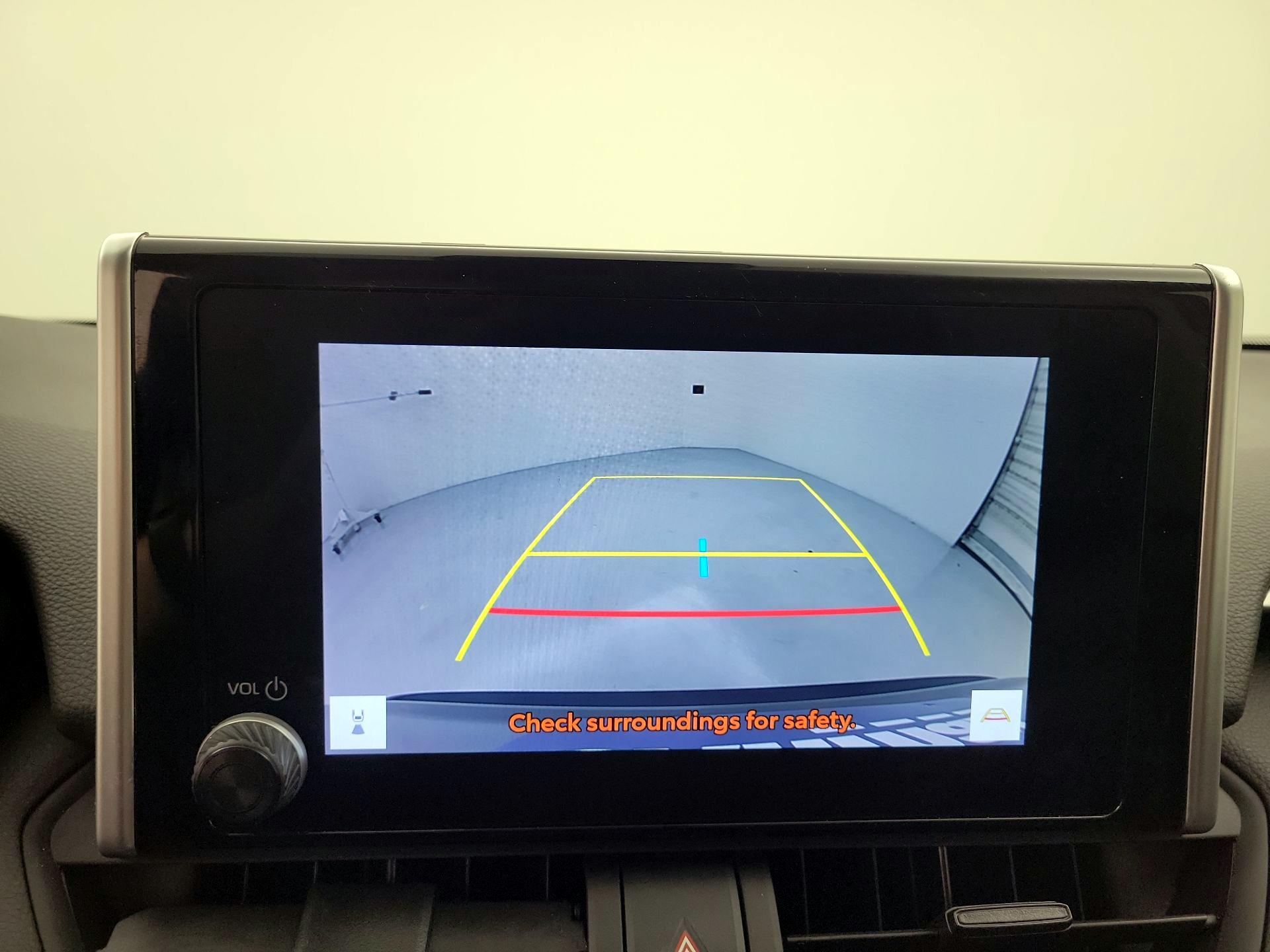 Thumbnail: 2023 Toyota RAV4 - 14