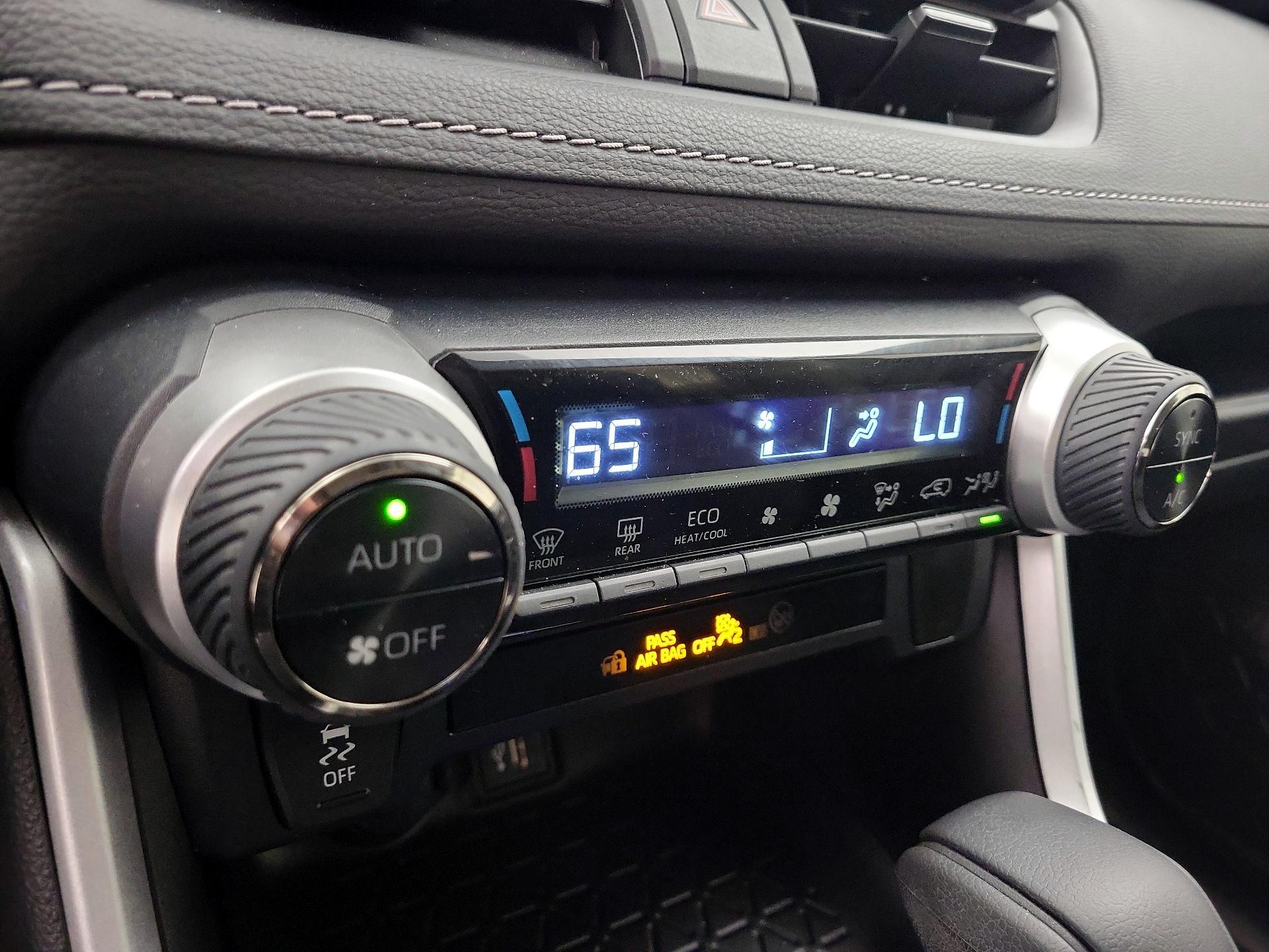 Thumbnail: 2023 Toyota RAV4 - 16