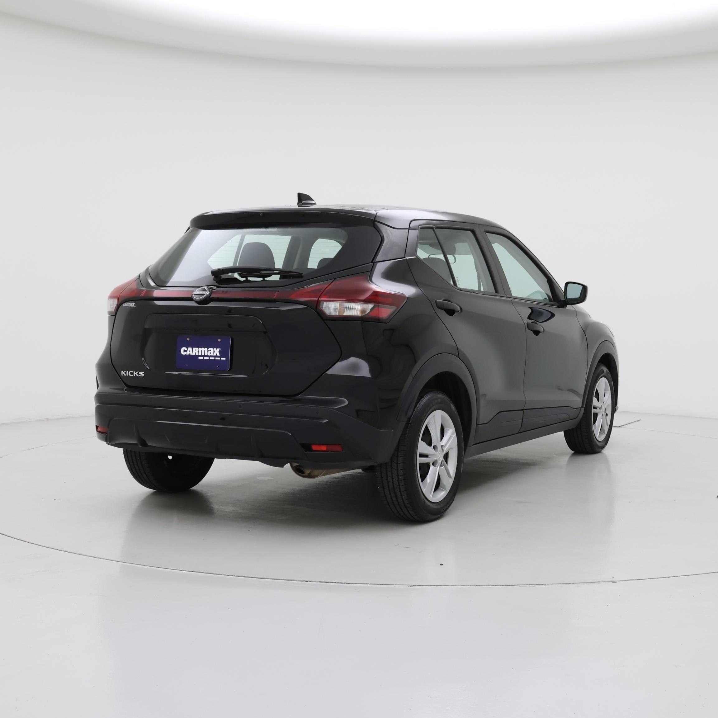 Thumbnail: 2024 Nissan Kicks - 8