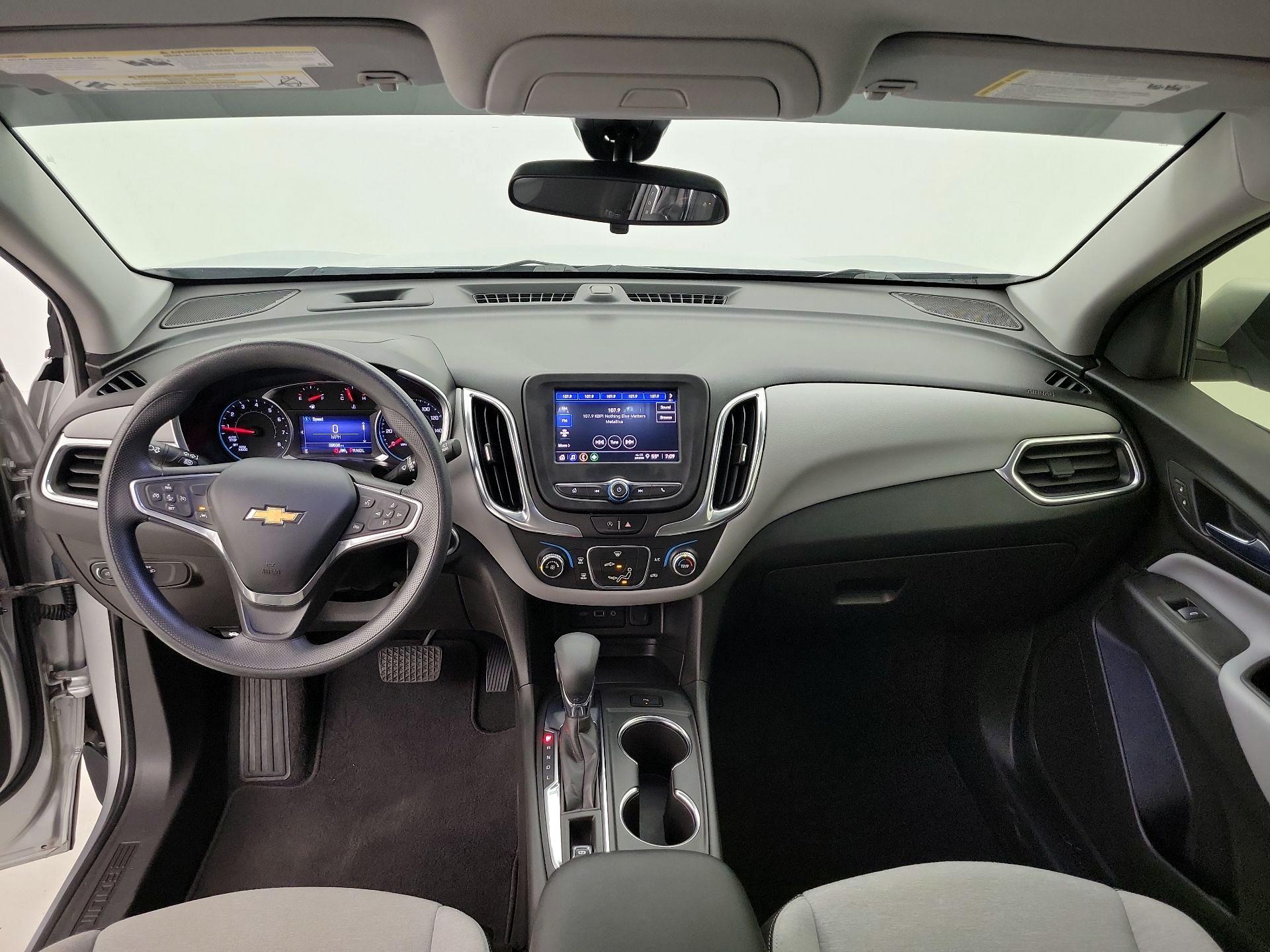 Thumbnail: 2022 Chevrolet Equinox - 9