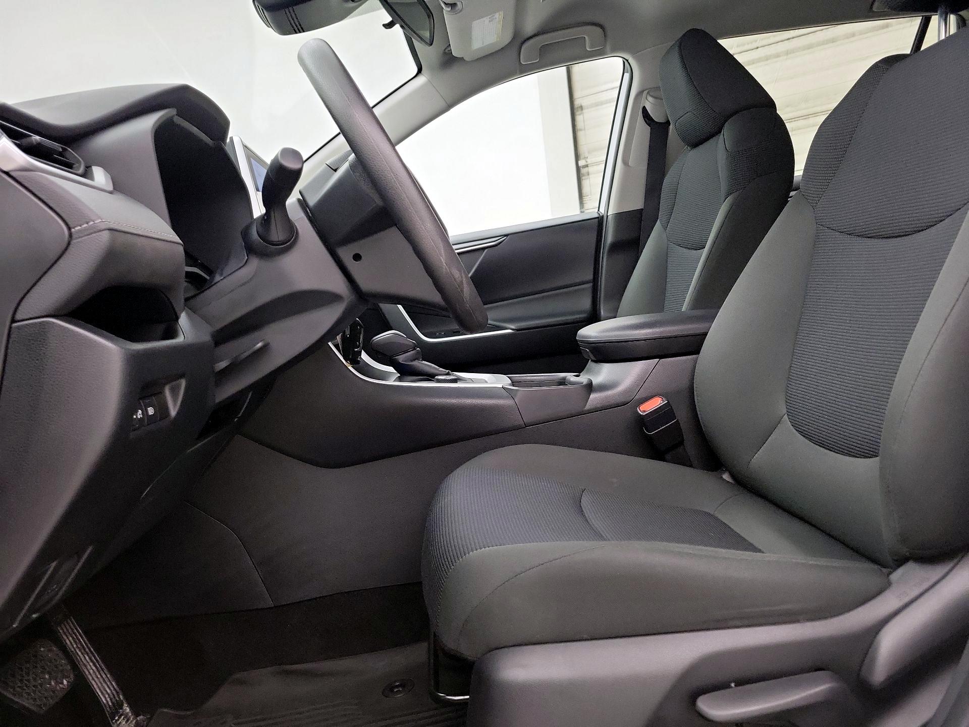 Thumbnail: 2024 Toyota RAV4 - 11