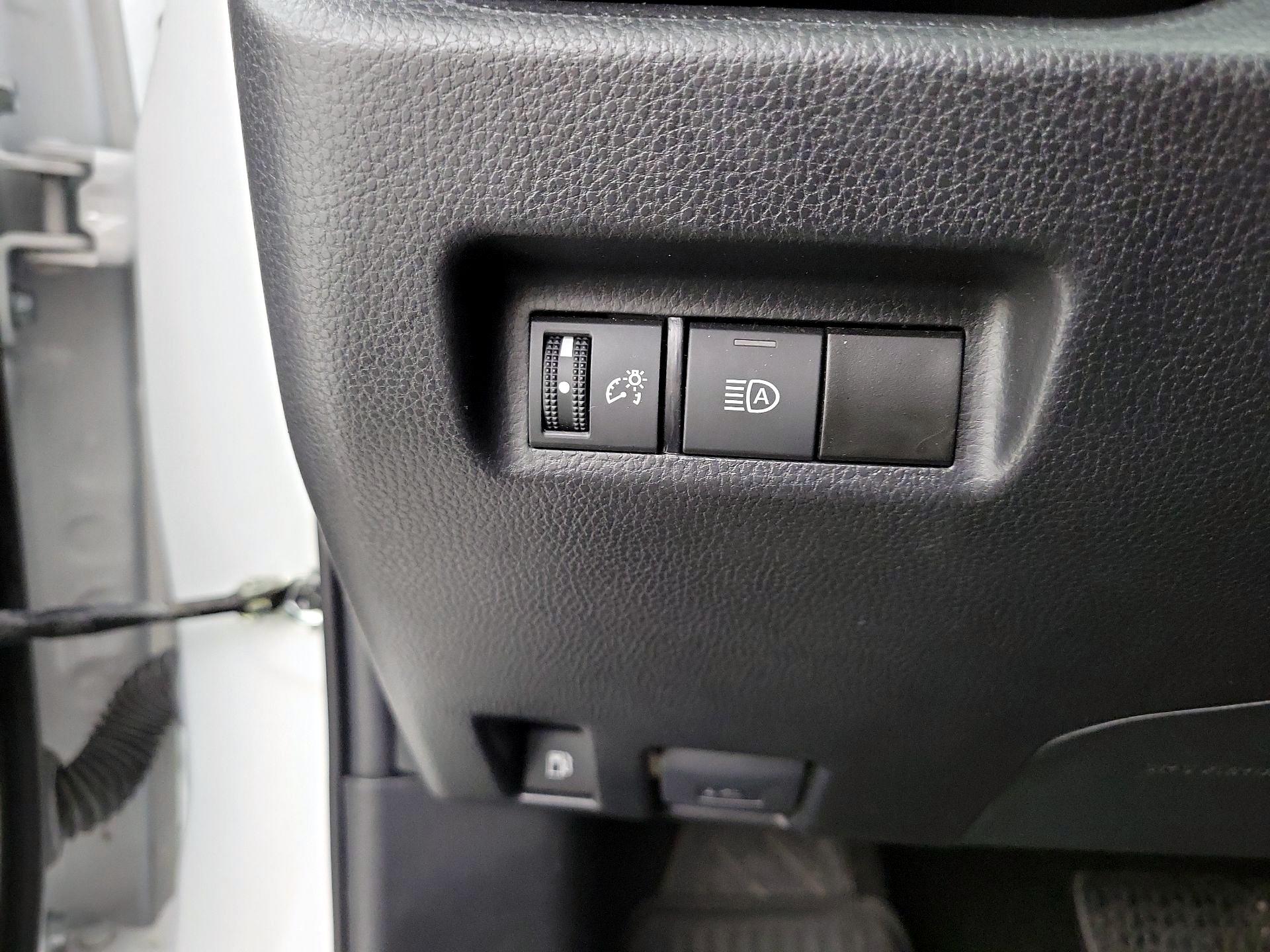 Thumbnail: 2024 Toyota RAV4 - 13