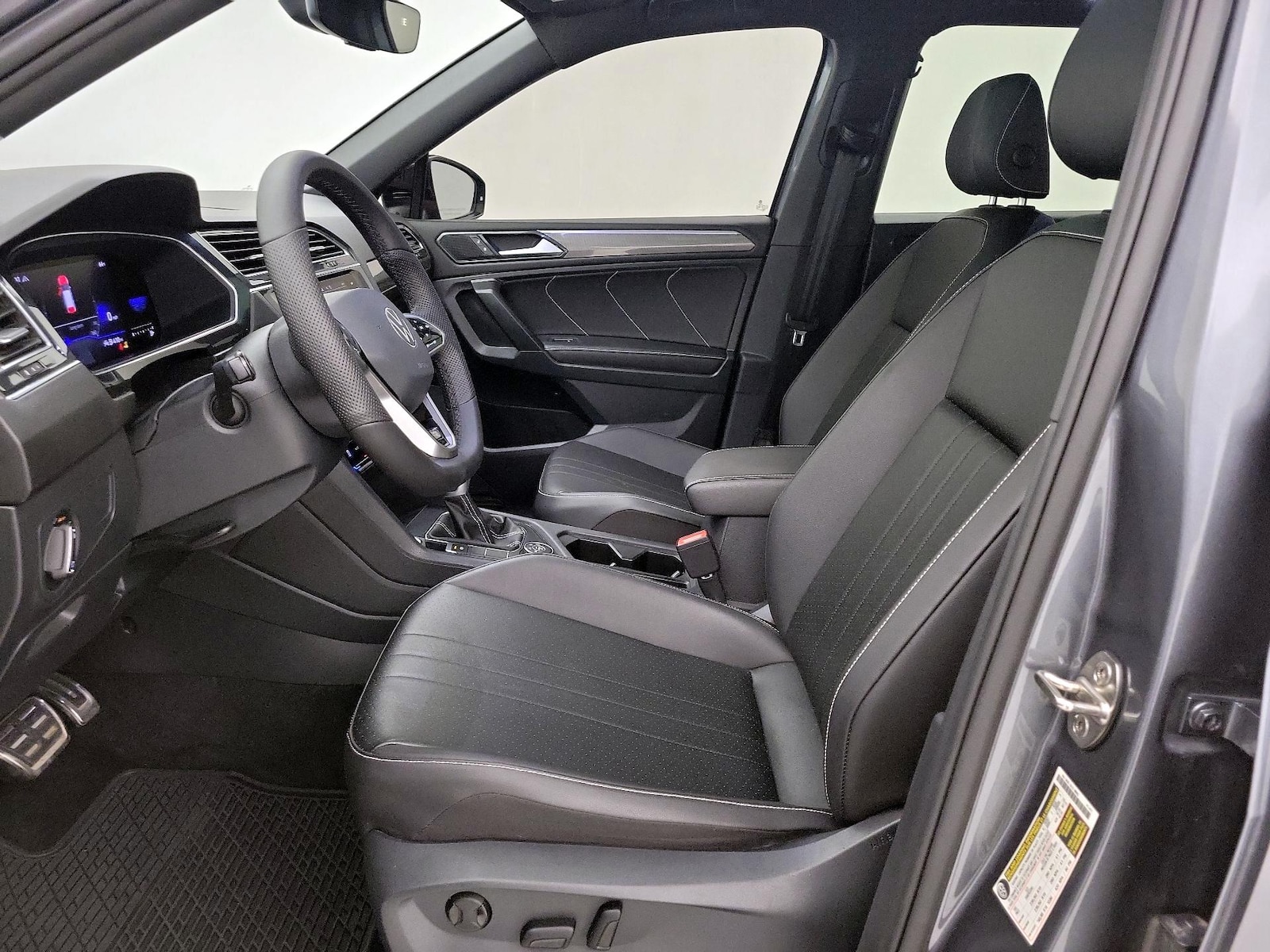 2022 Volkswagen Tiguan SE R-LINE BLACK - Photo 12