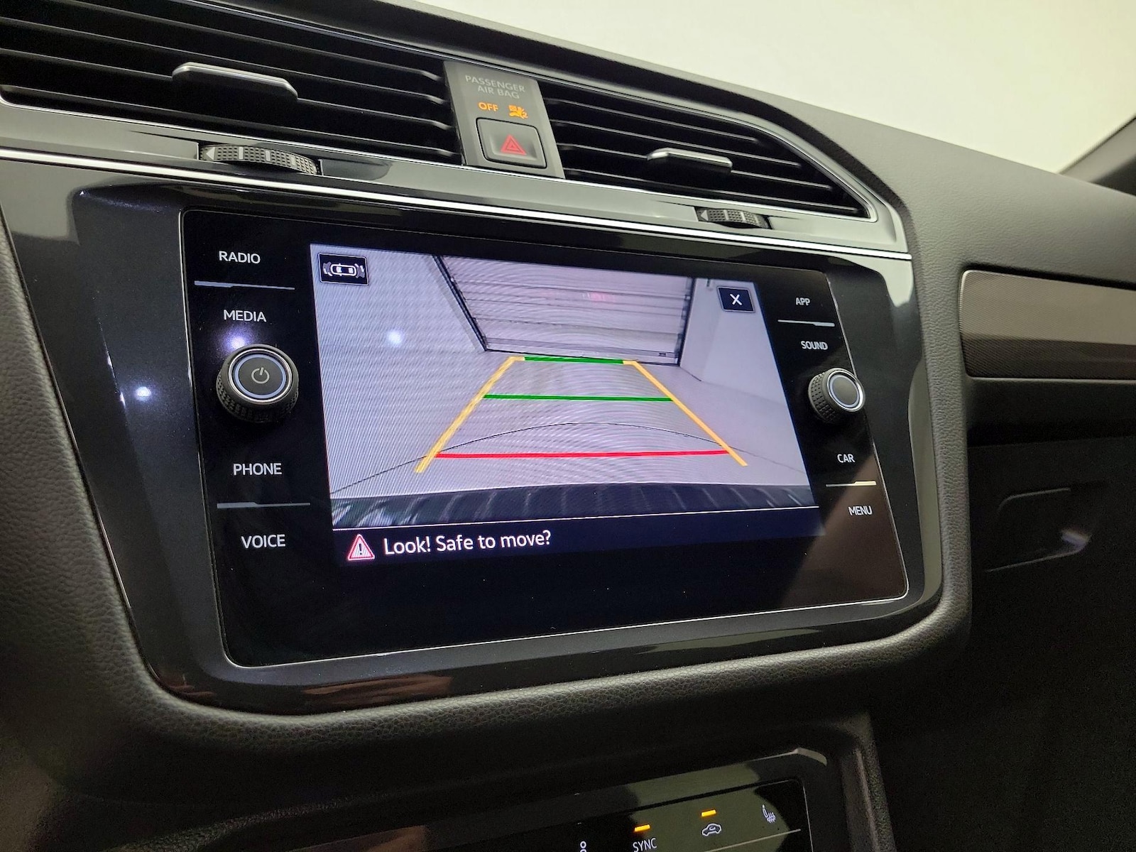 2022 Volkswagen Tiguan SE R-LINE BLACK - Photo 15