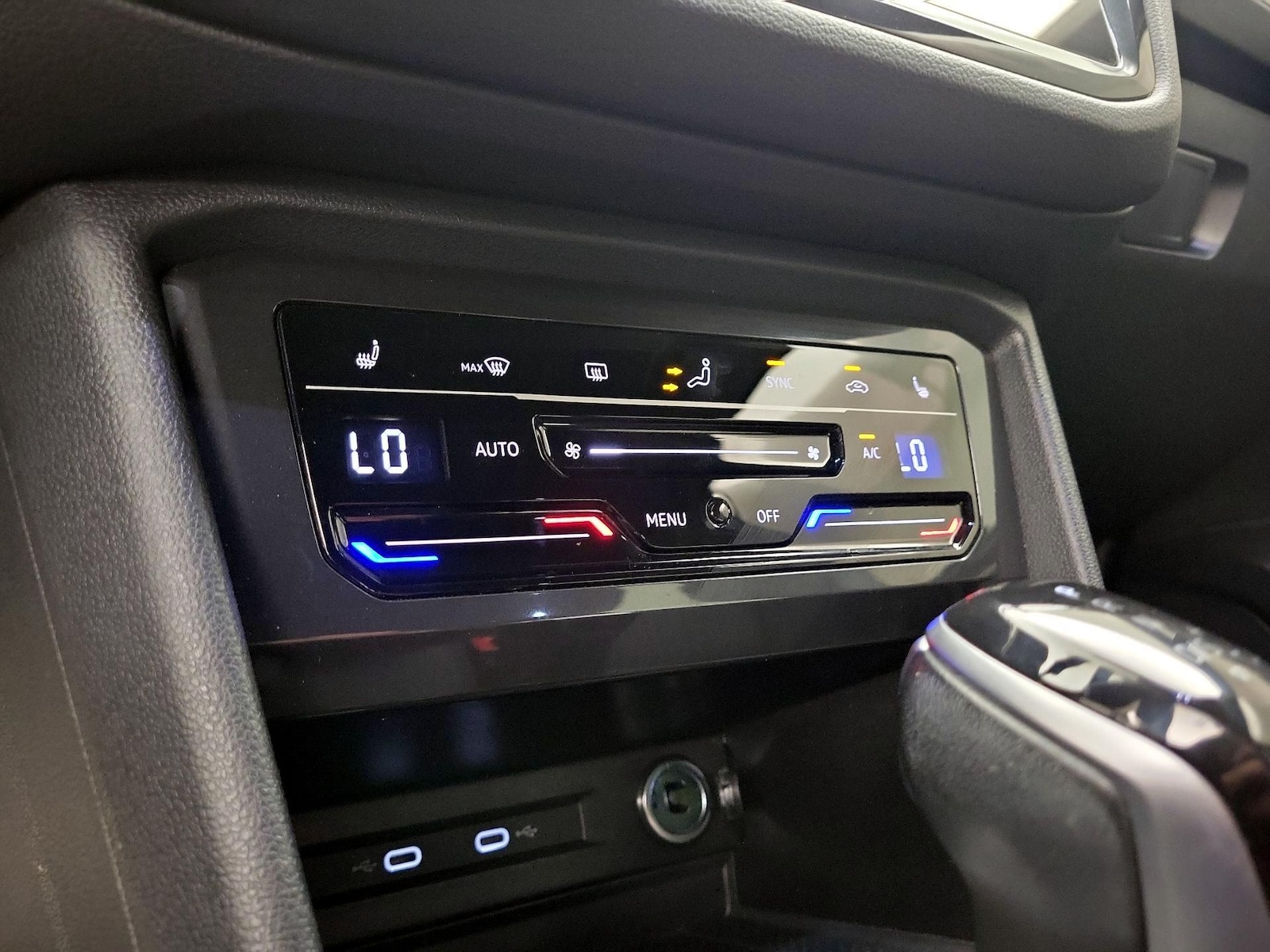 2022 Volkswagen Tiguan SE R-LINE BLACK - Photo 17