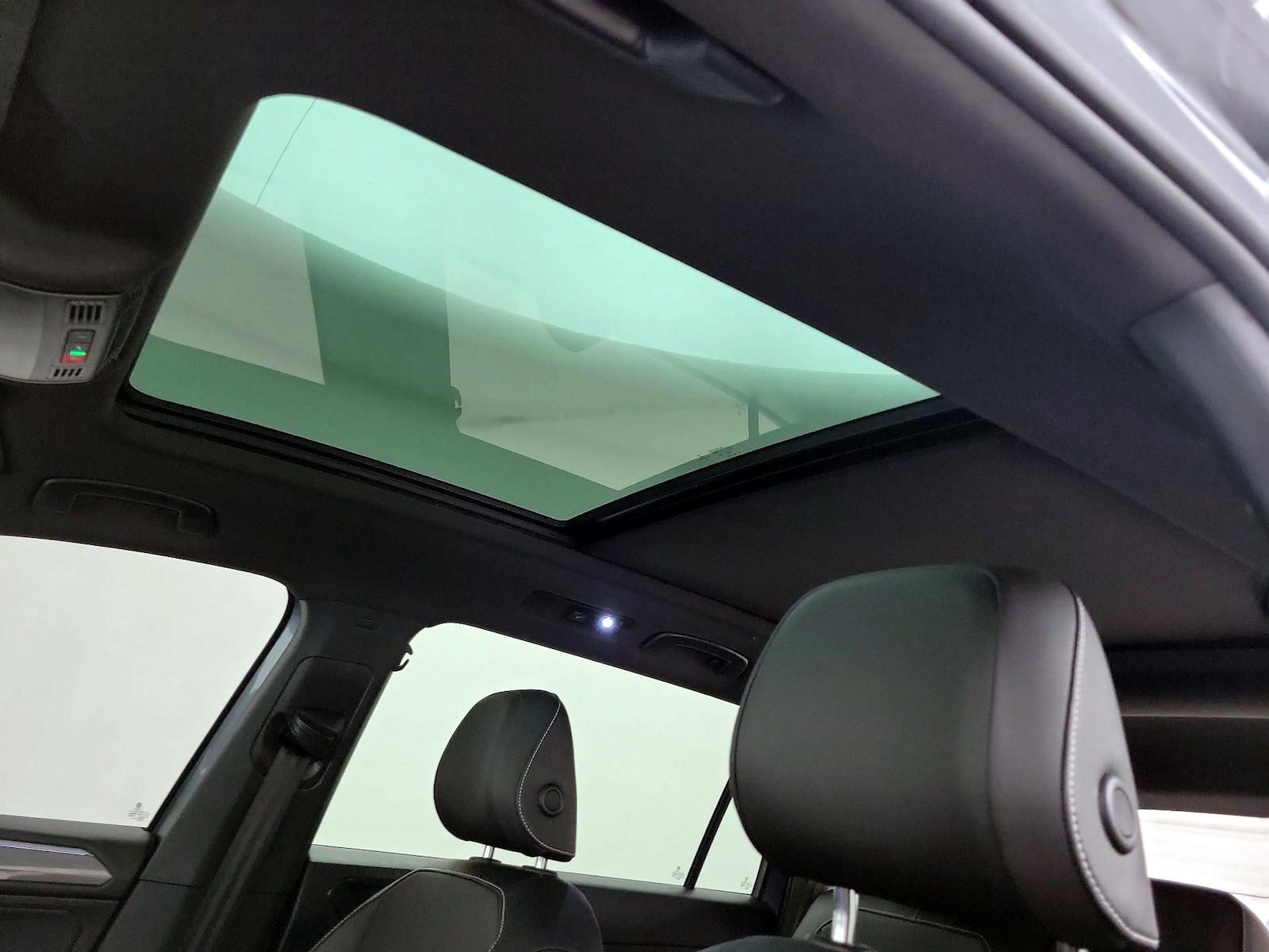 2022 Volkswagen Tiguan SE R-LINE BLACK - Photo 20