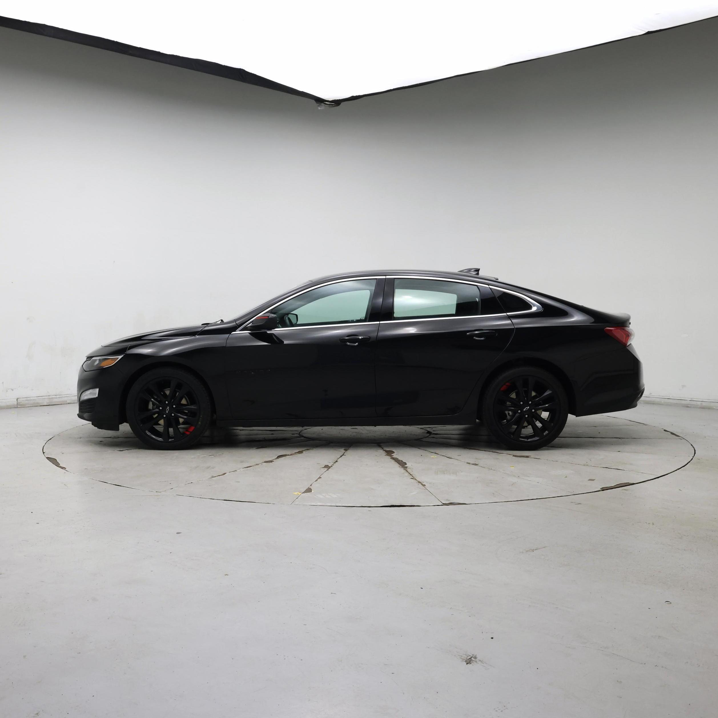 Thumbnail: 2022 Chevrolet Malibu - 3