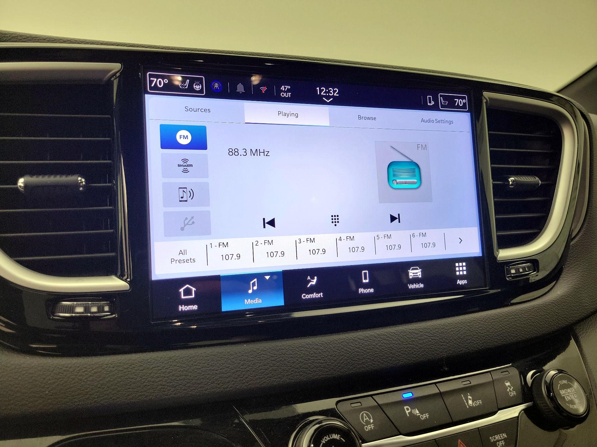 Thumbnail: 2025 Chrysler Pacifica - 15