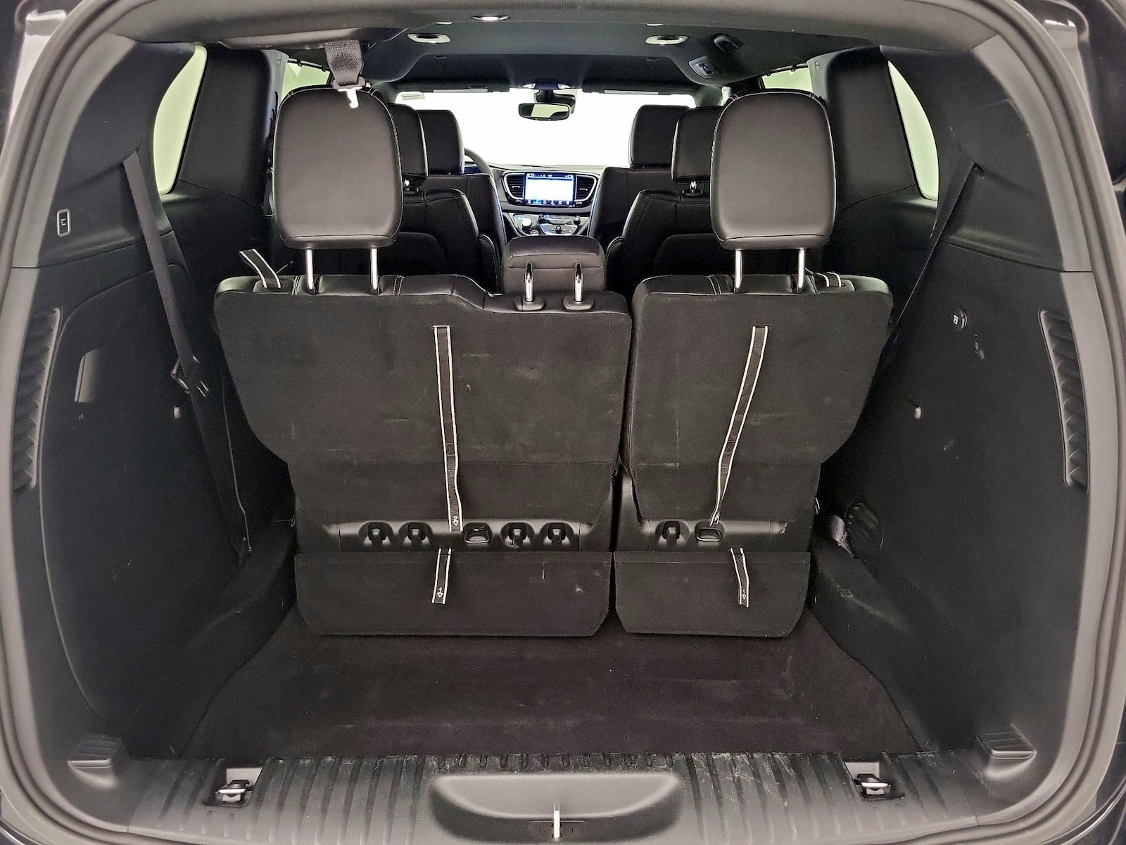 2025 Chrysler Pacifica Select - Photo 22