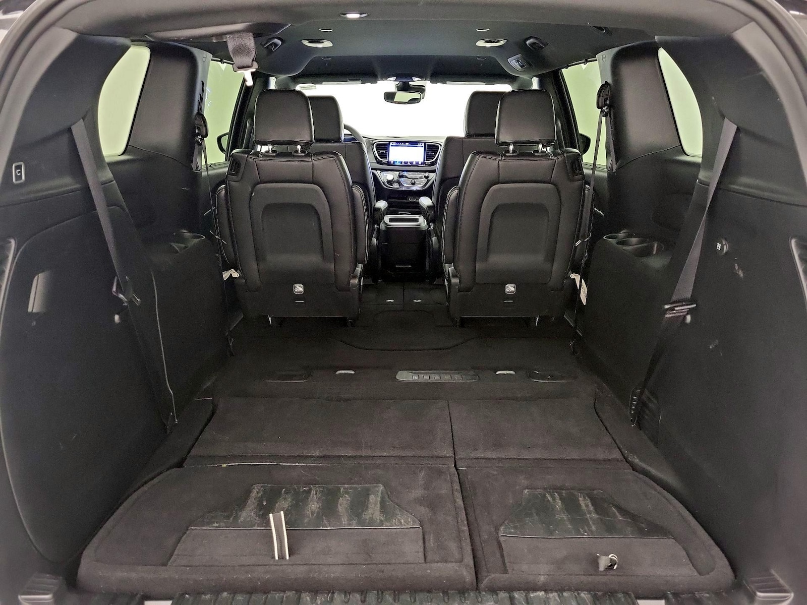 2025 Chrysler Pacifica Select - Photo 23
