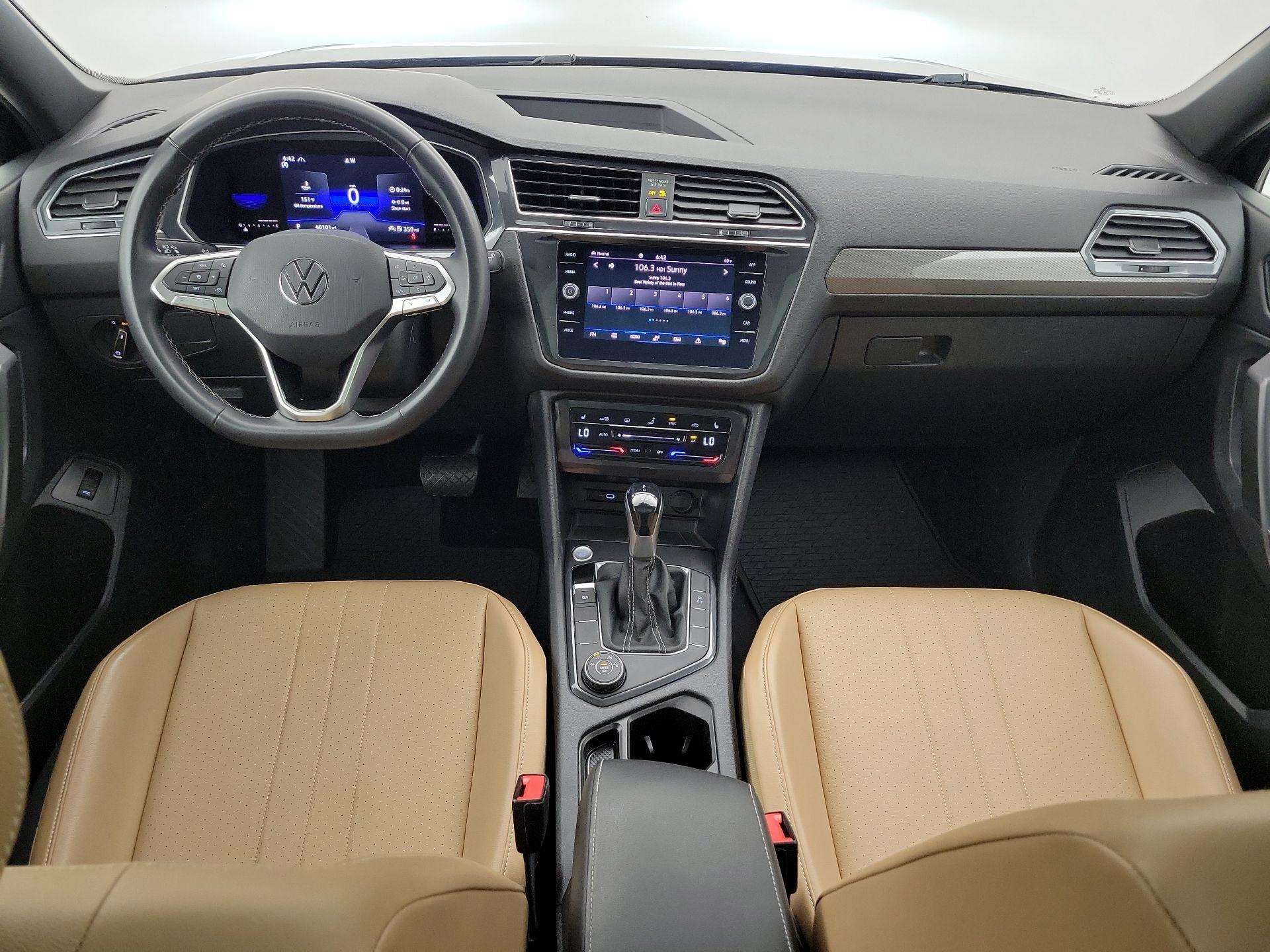 Thumbnail: 2022 Volkswagen Tiguan - 9