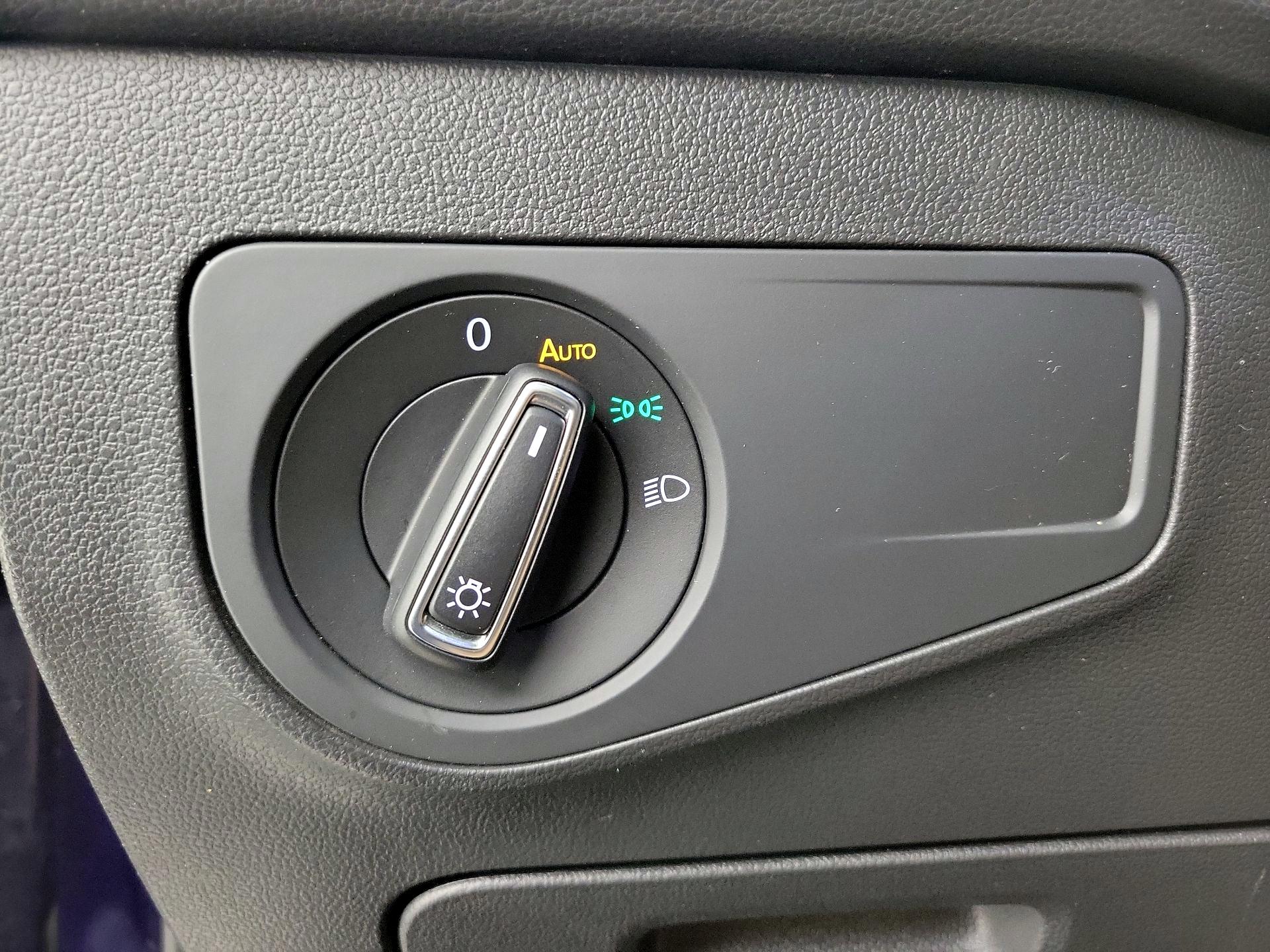 Thumbnail: 2022 Volkswagen Tiguan - 13