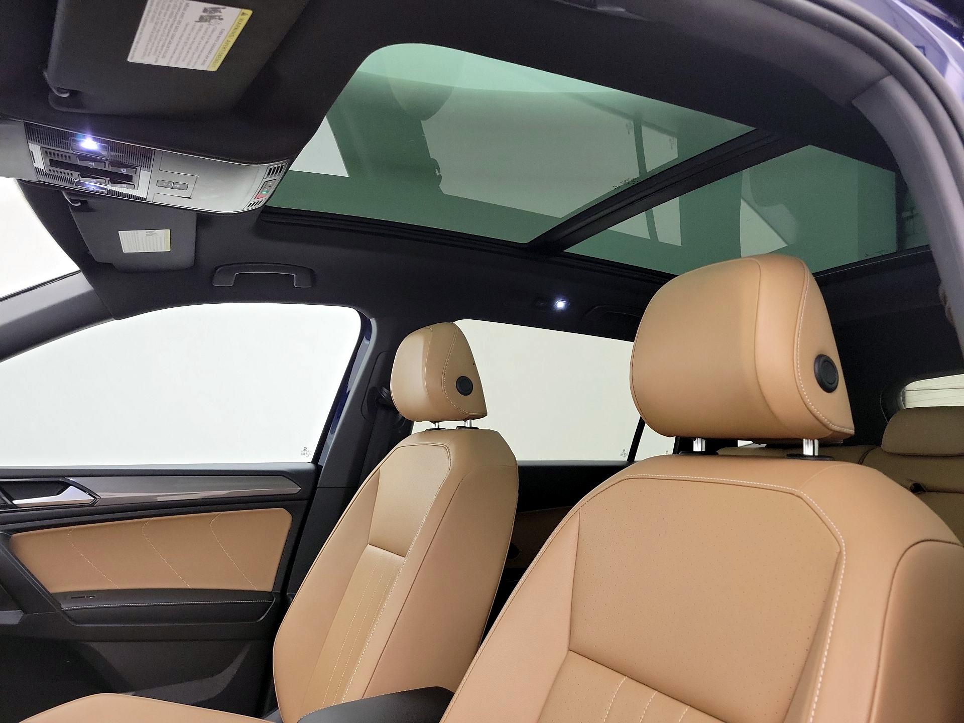 Thumbnail: 2022 Volkswagen Tiguan - 19