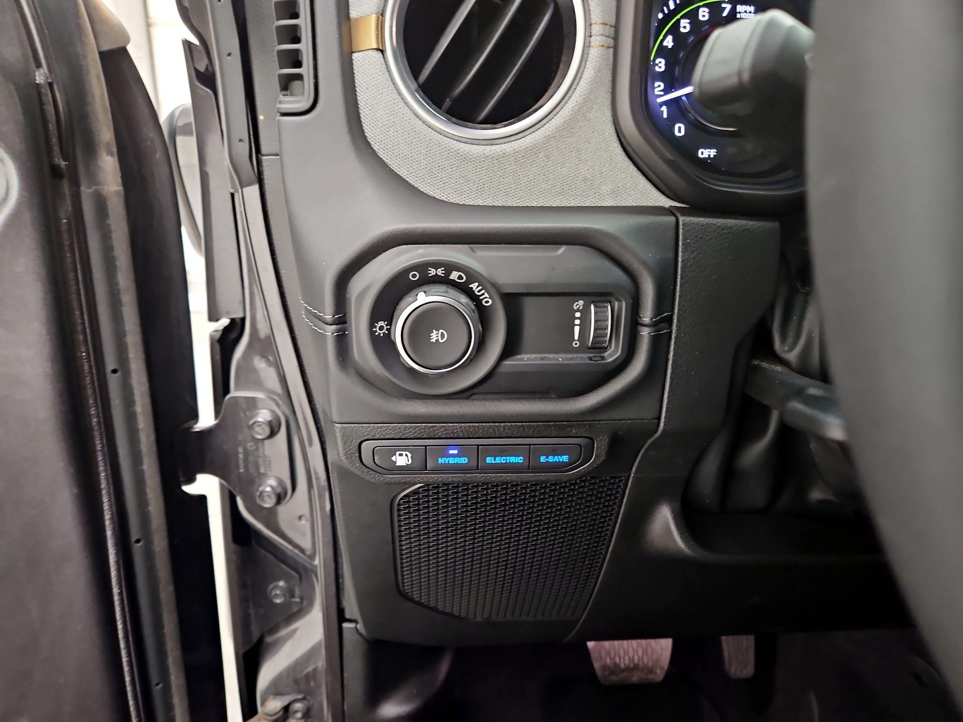 Thumbnail: 2025 Jeep Wrangler - 11