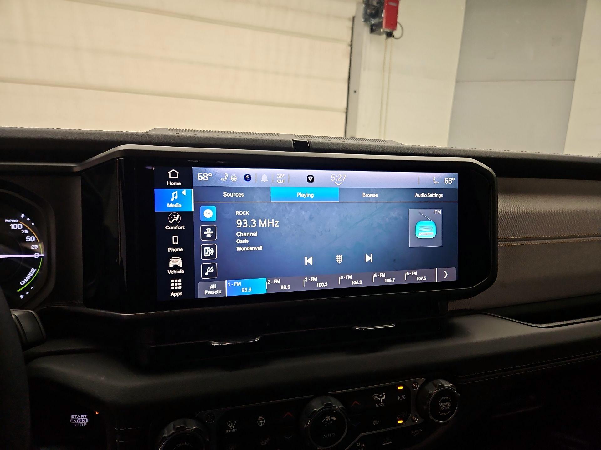 Thumbnail: 2025 Jeep Wrangler - 13