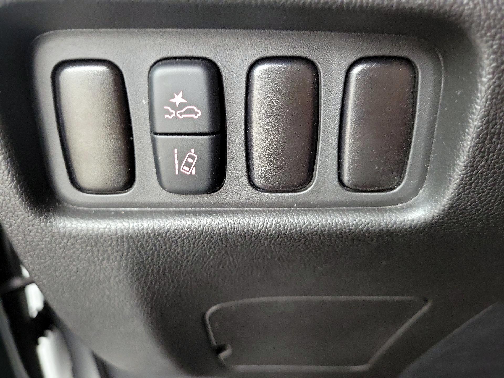 Thumbnail: 2025 Mitsubishi Outlander Sport - 13