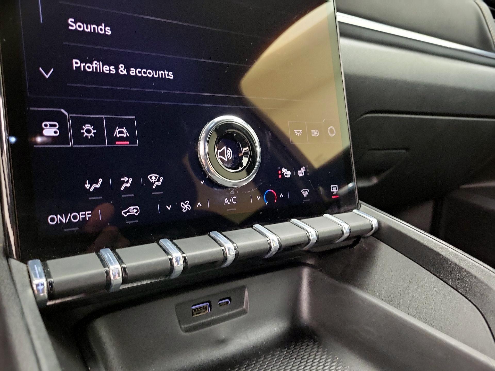 Thumbnail: 2025 GMC Terrain - 16