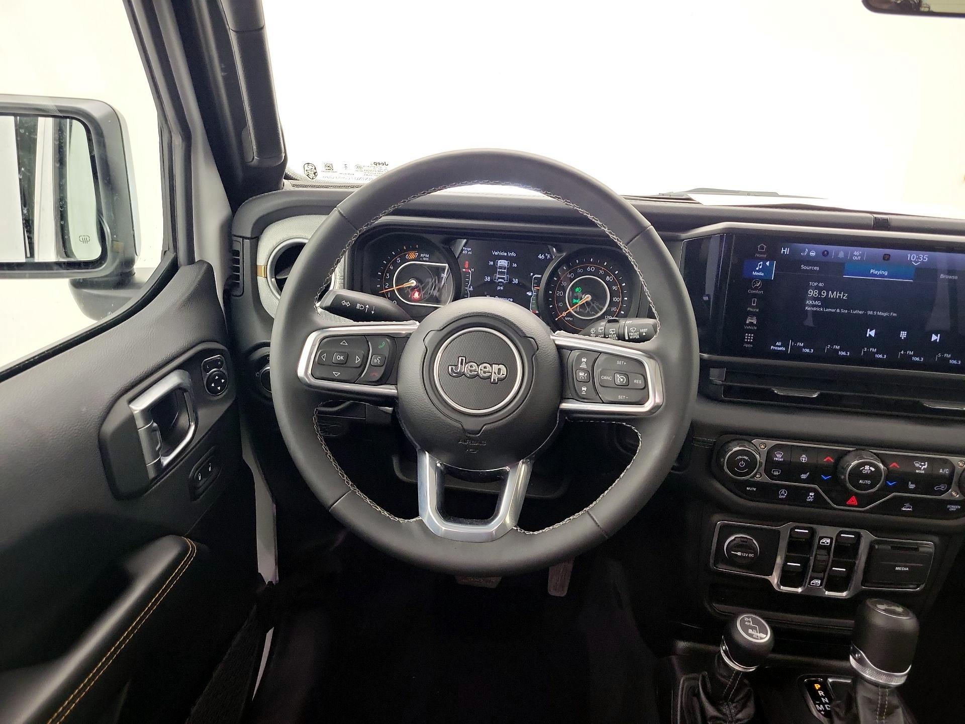 Thumbnail: 2025 Jeep Wrangler - 10