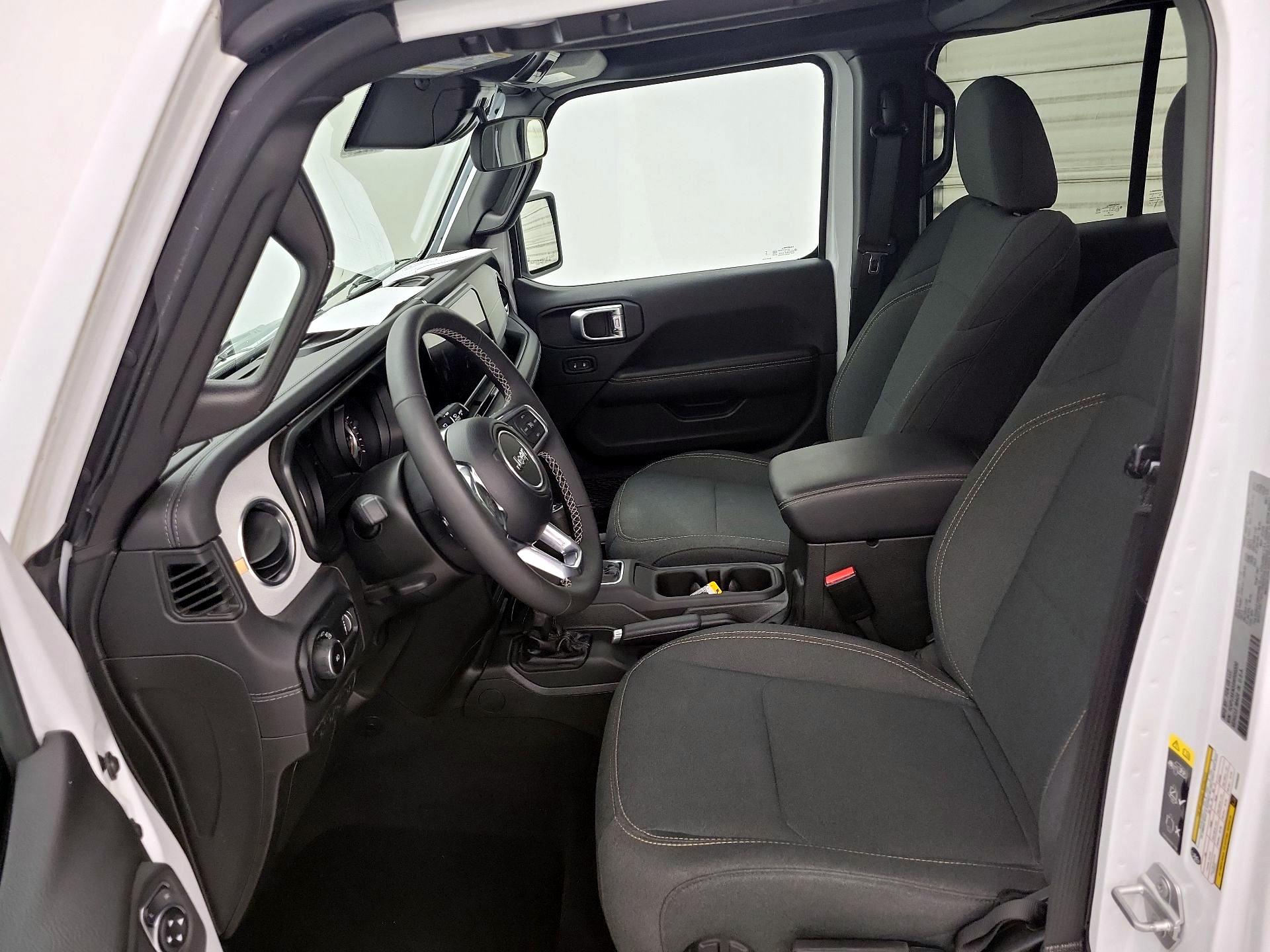 Thumbnail: 2025 Jeep Wrangler - 11