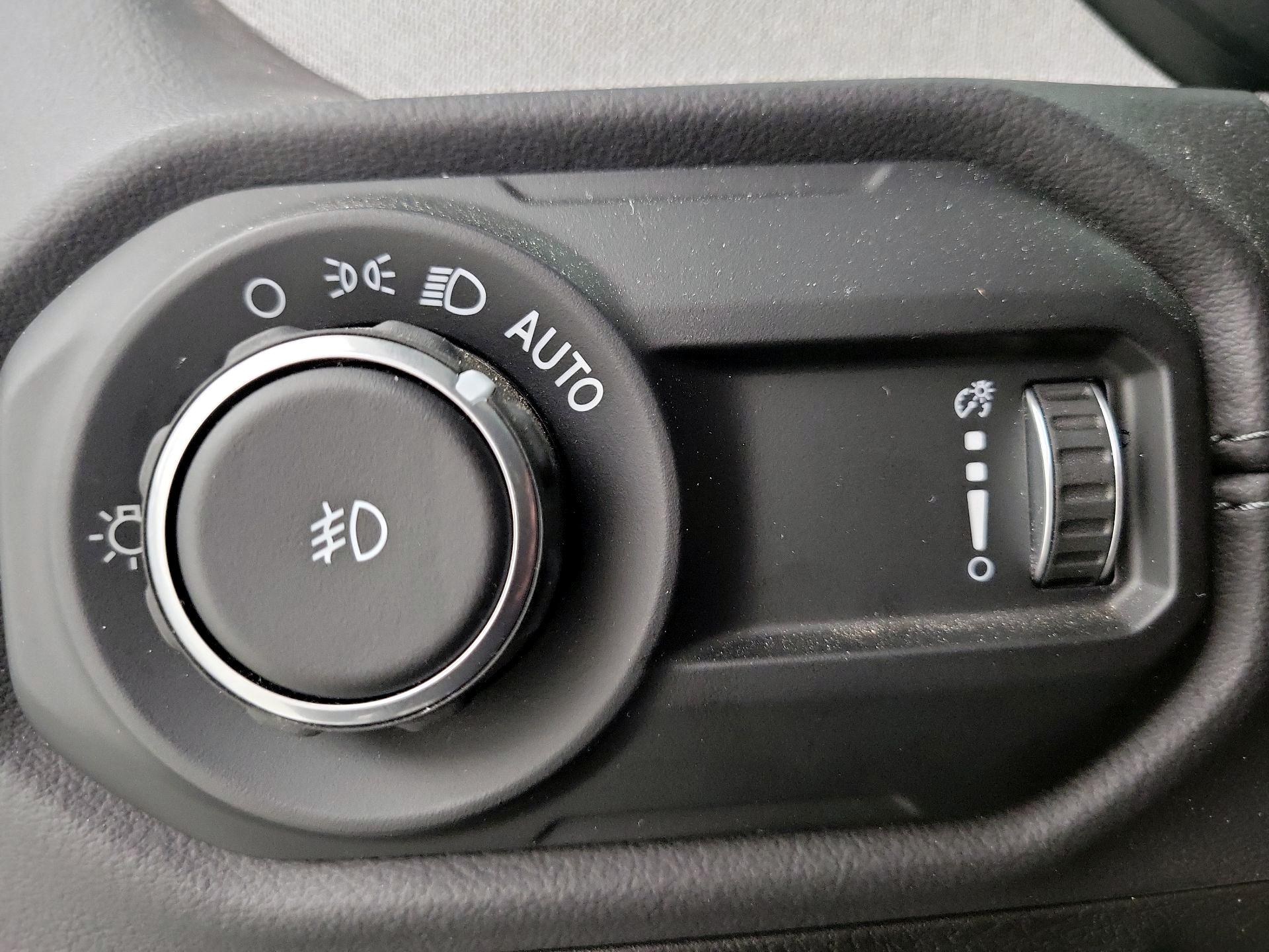 Thumbnail: 2025 Jeep Wrangler - 13