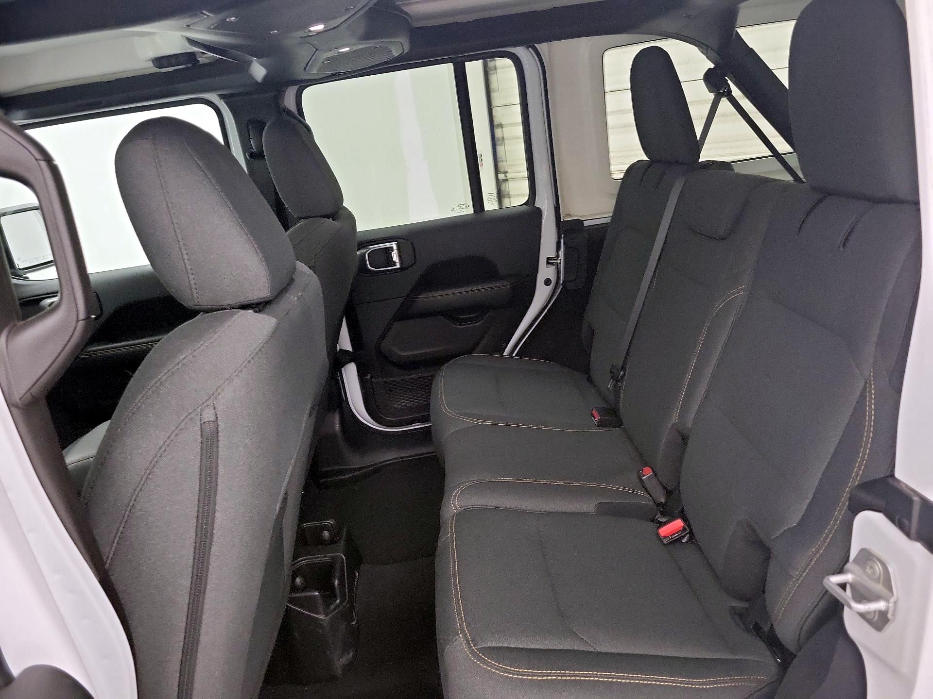 Thumbnail: 2025 Jeep Wrangler - 19