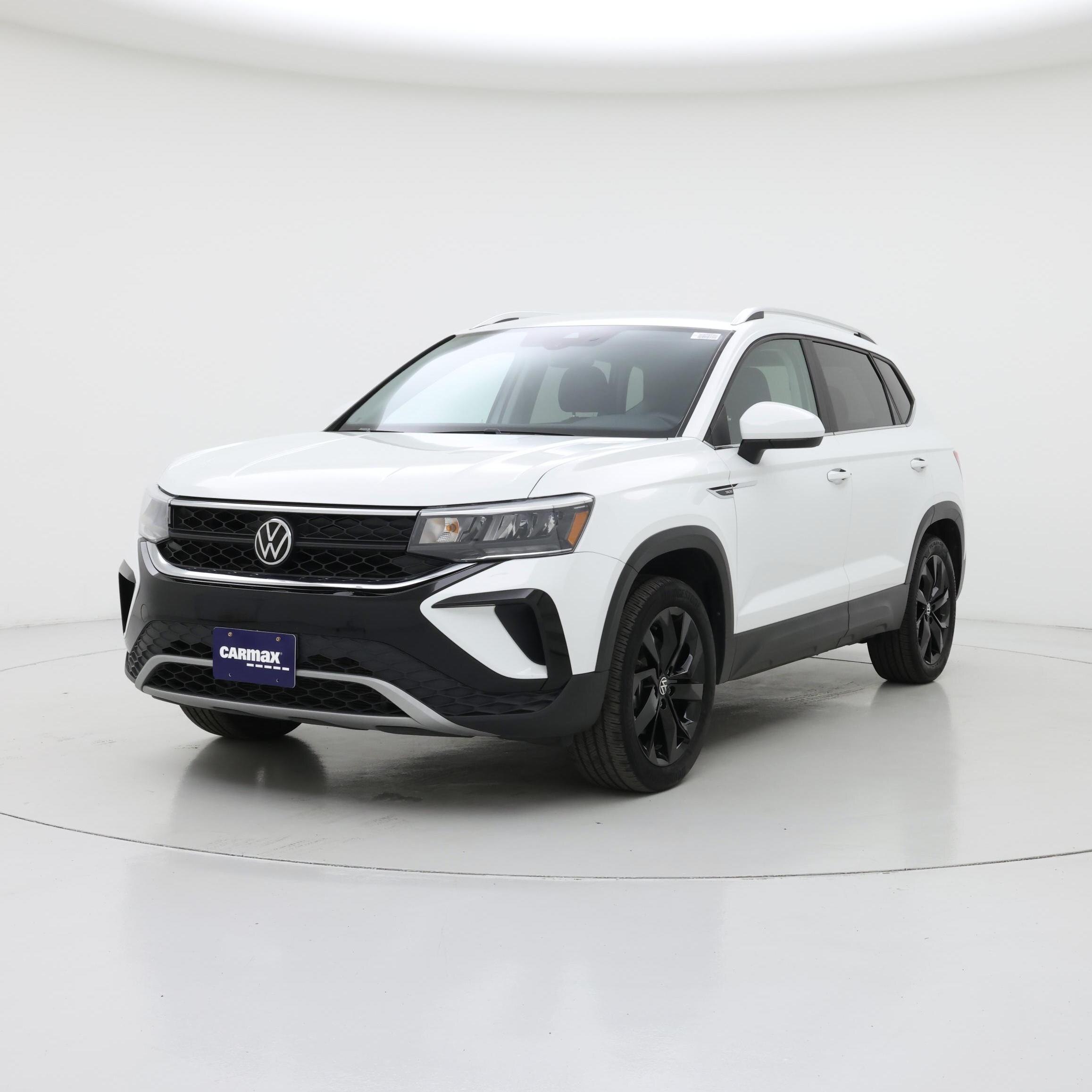 Thumbnail: 2023 Volkswagen Taos - 4