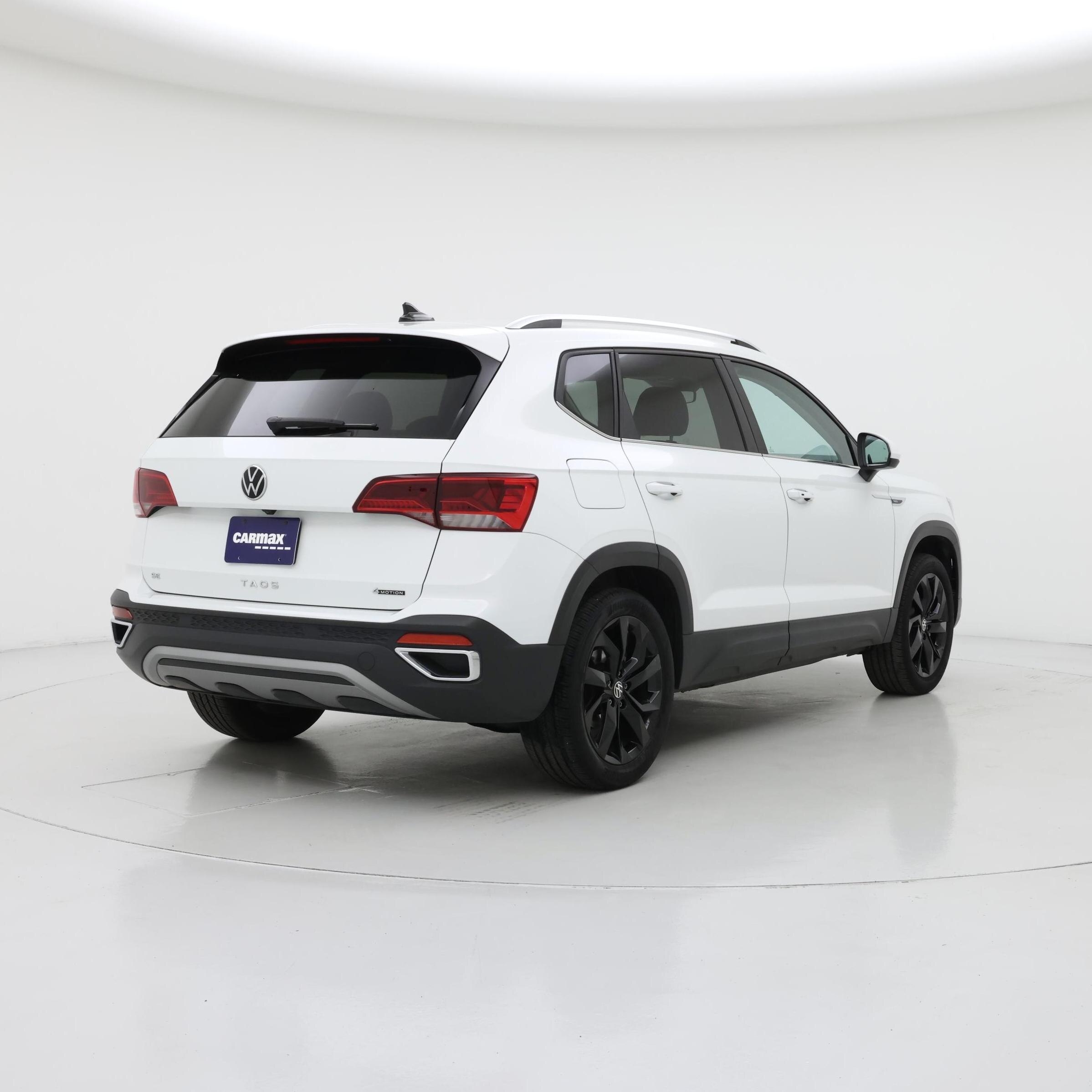 Thumbnail: 2023 Volkswagen Taos - 8