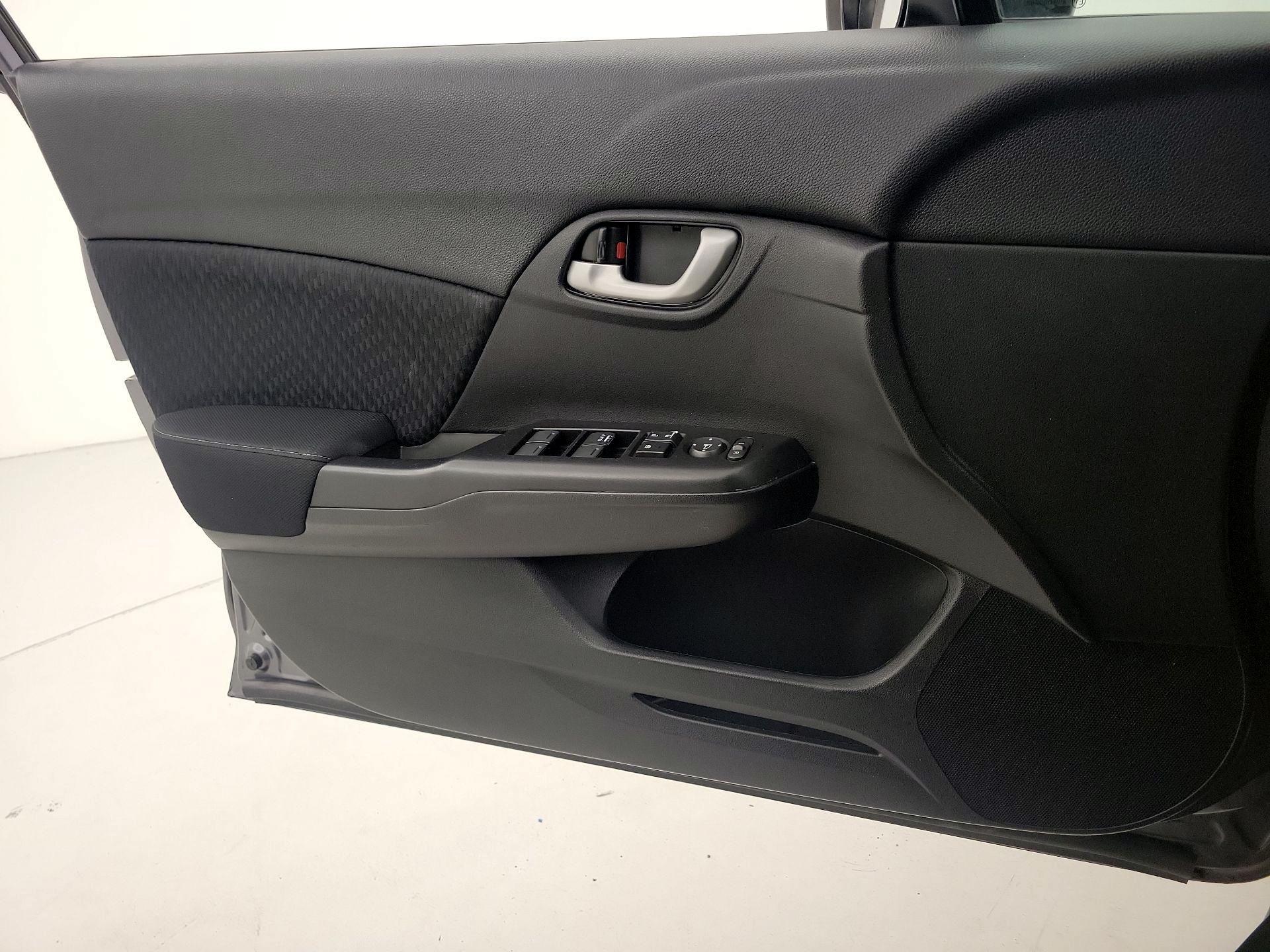 Thumbnail: 2015 Honda Civic - 12