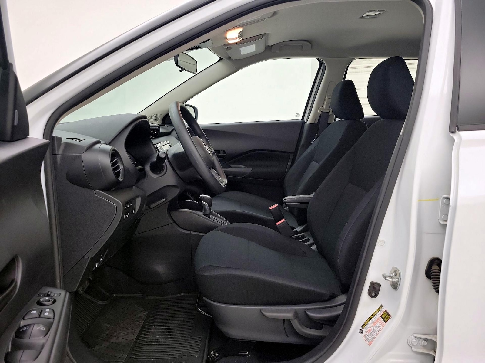 2023 Nissan Kicks S - Photo 12