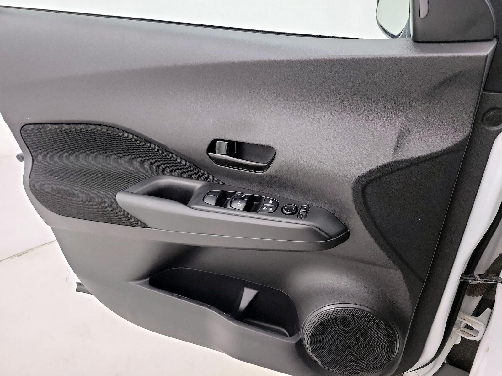 2023 Nissan Kicks S - Photo 13