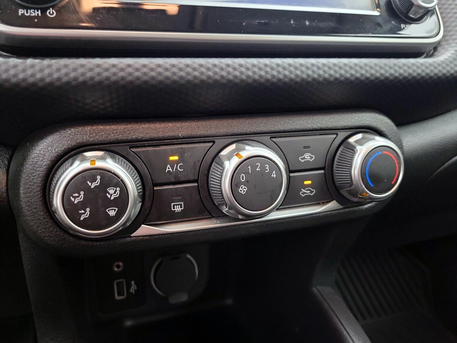 2023 Nissan Kicks S - Photo 17