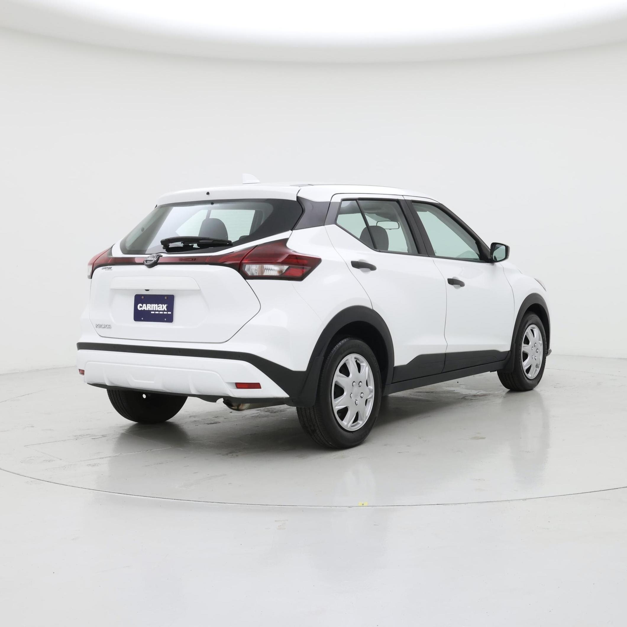 Thumbnail: 2023 Nissan Kicks - 8