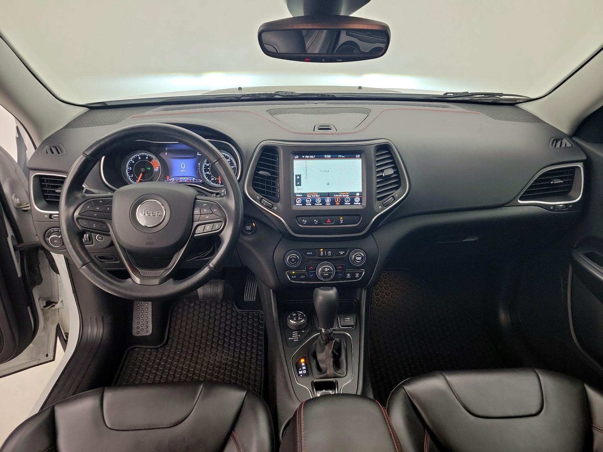 Thumbnail: 2021 Jeep Cherokee - 9