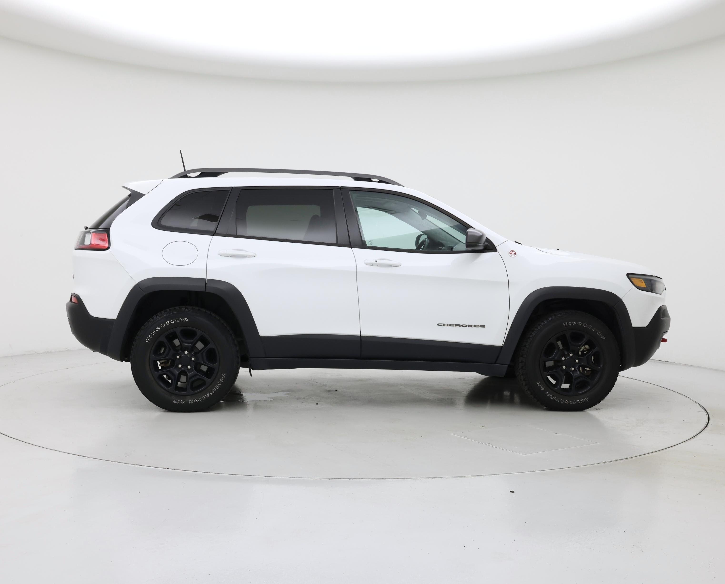 Thumbnail: 2021 Jeep Cherokee - 7