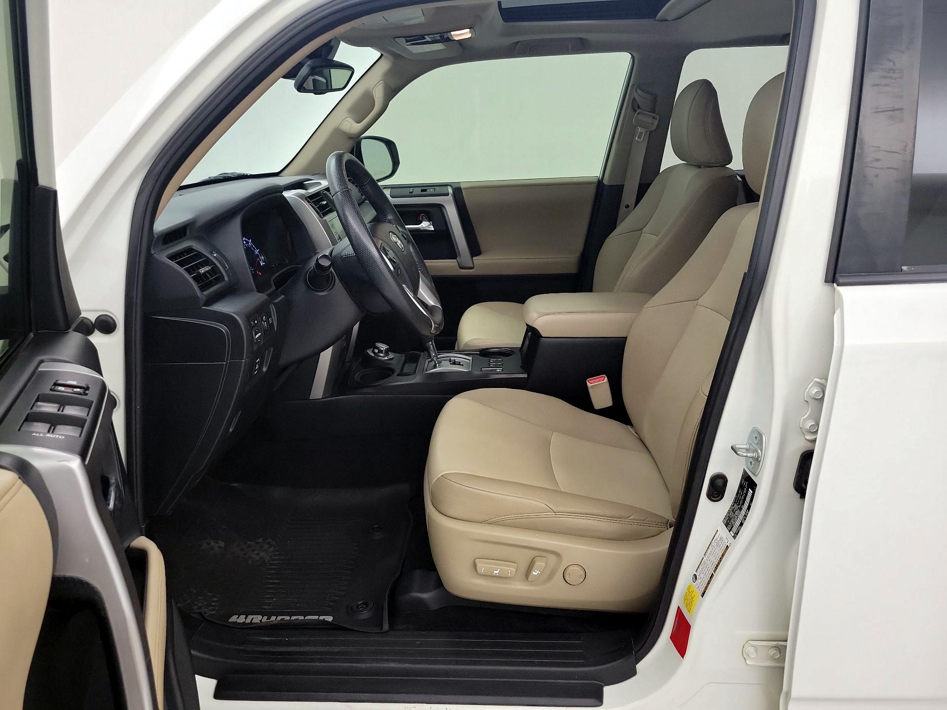 Thumbnail: 2020 Toyota 4Runner - 11