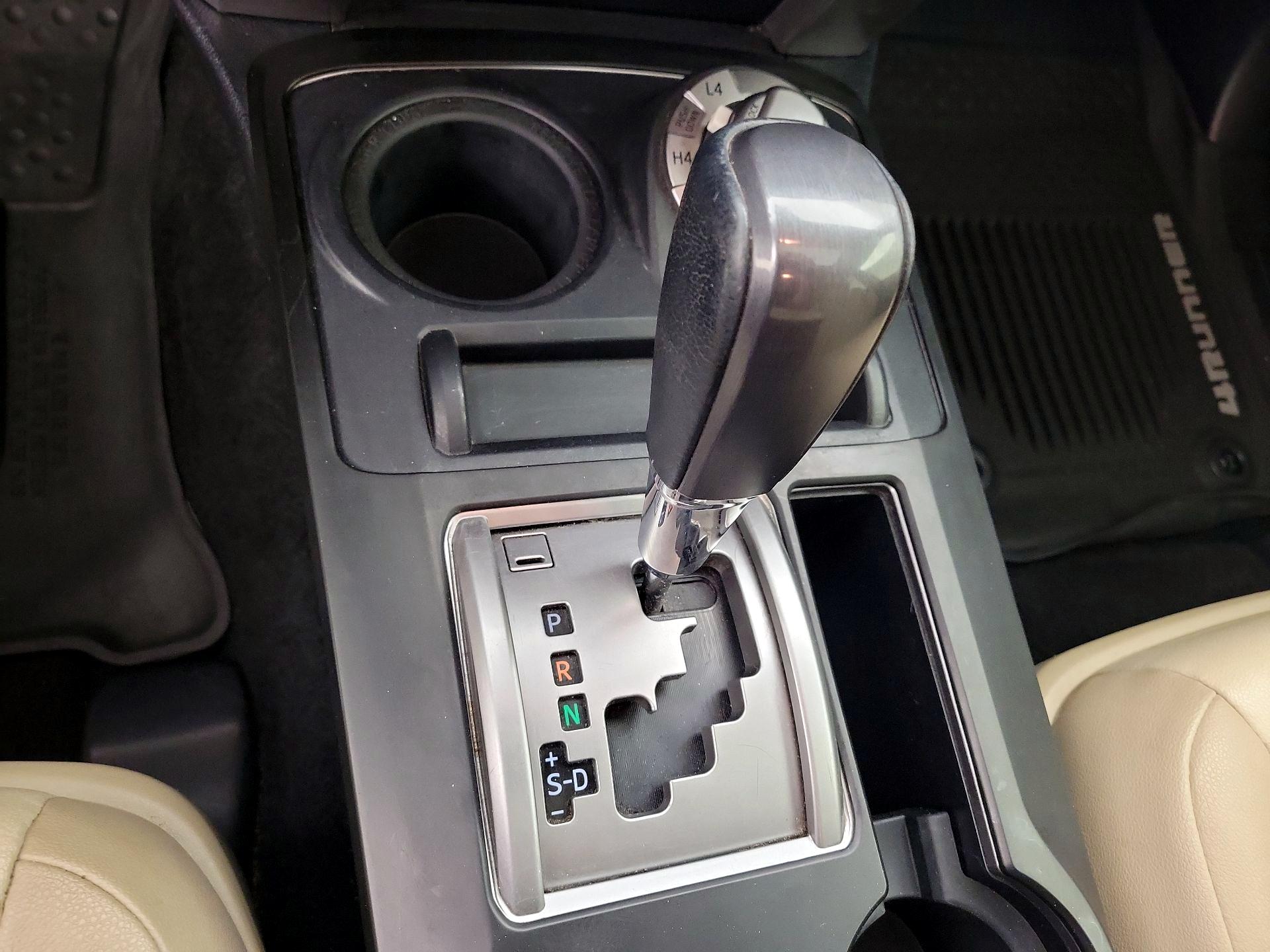 Thumbnail: 2020 Toyota 4Runner - 18