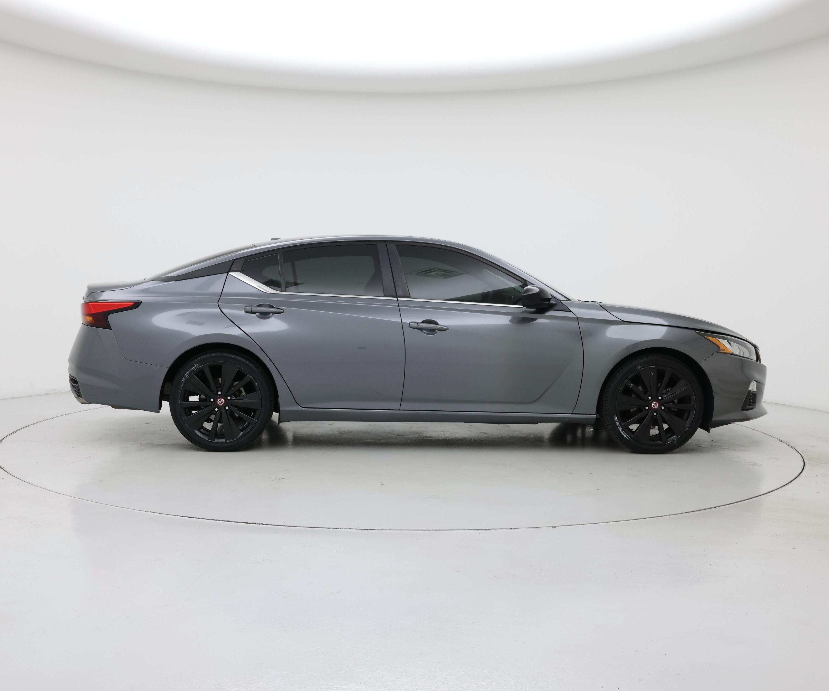 Thumbnail: 2020 Nissan Altima - 7