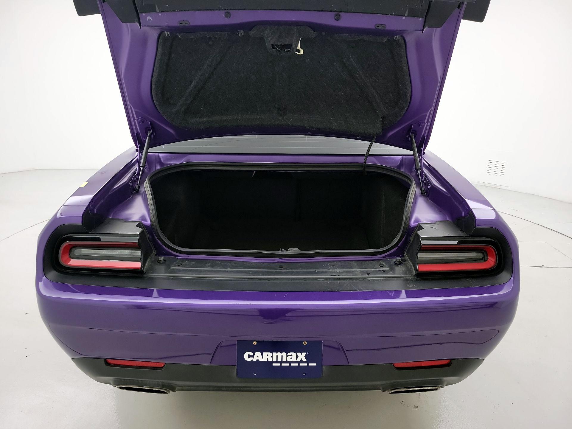 Thumbnail: 2019 Dodge Challenger - 18