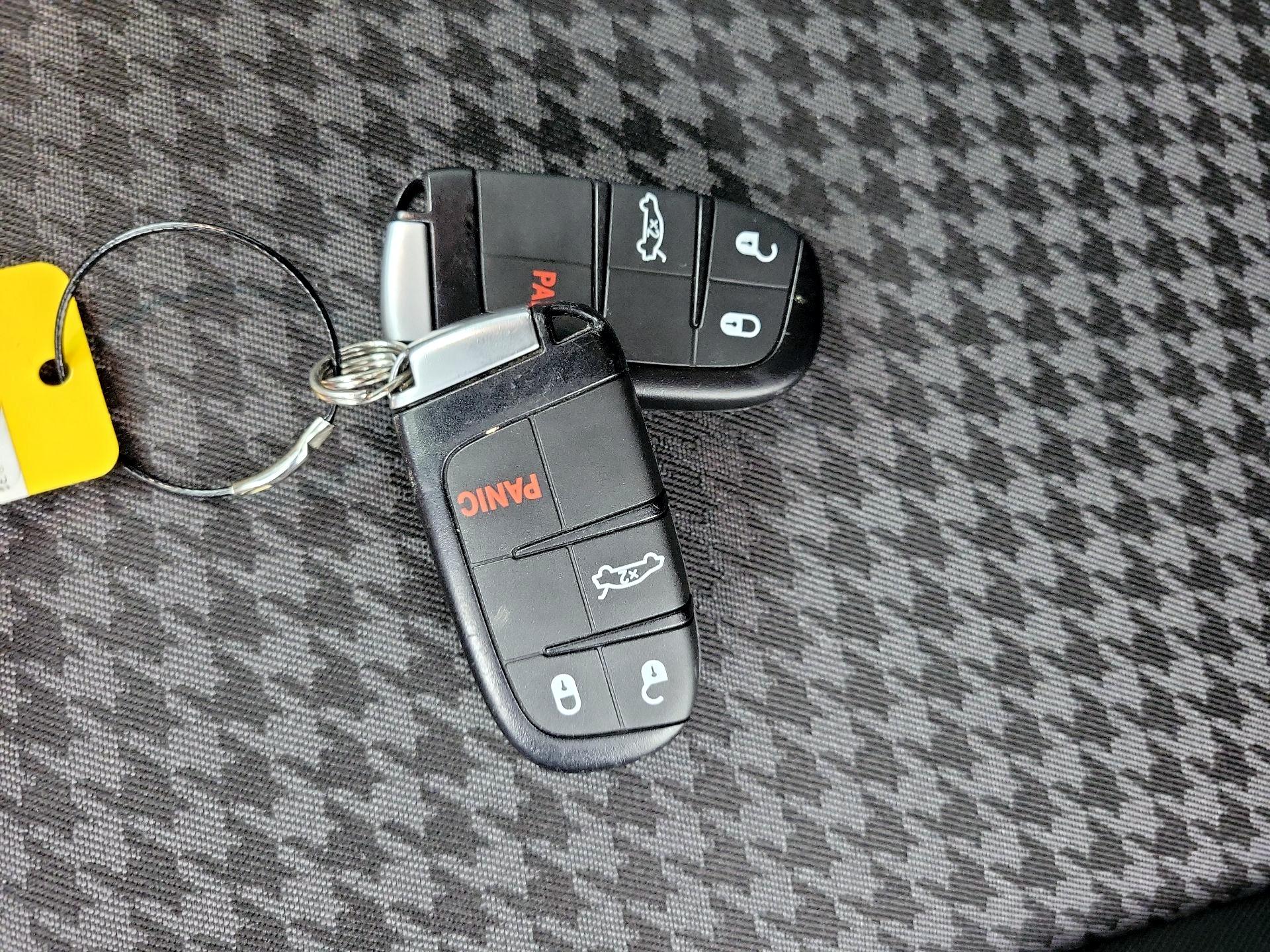 Thumbnail: 2019 Dodge Challenger - 20