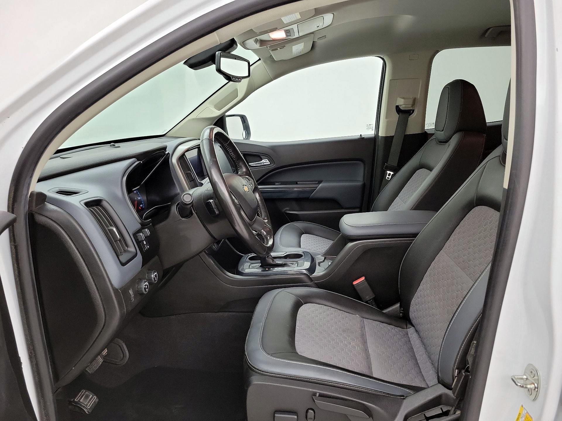 Thumbnail: 2019 Chevrolet Colorado - 11