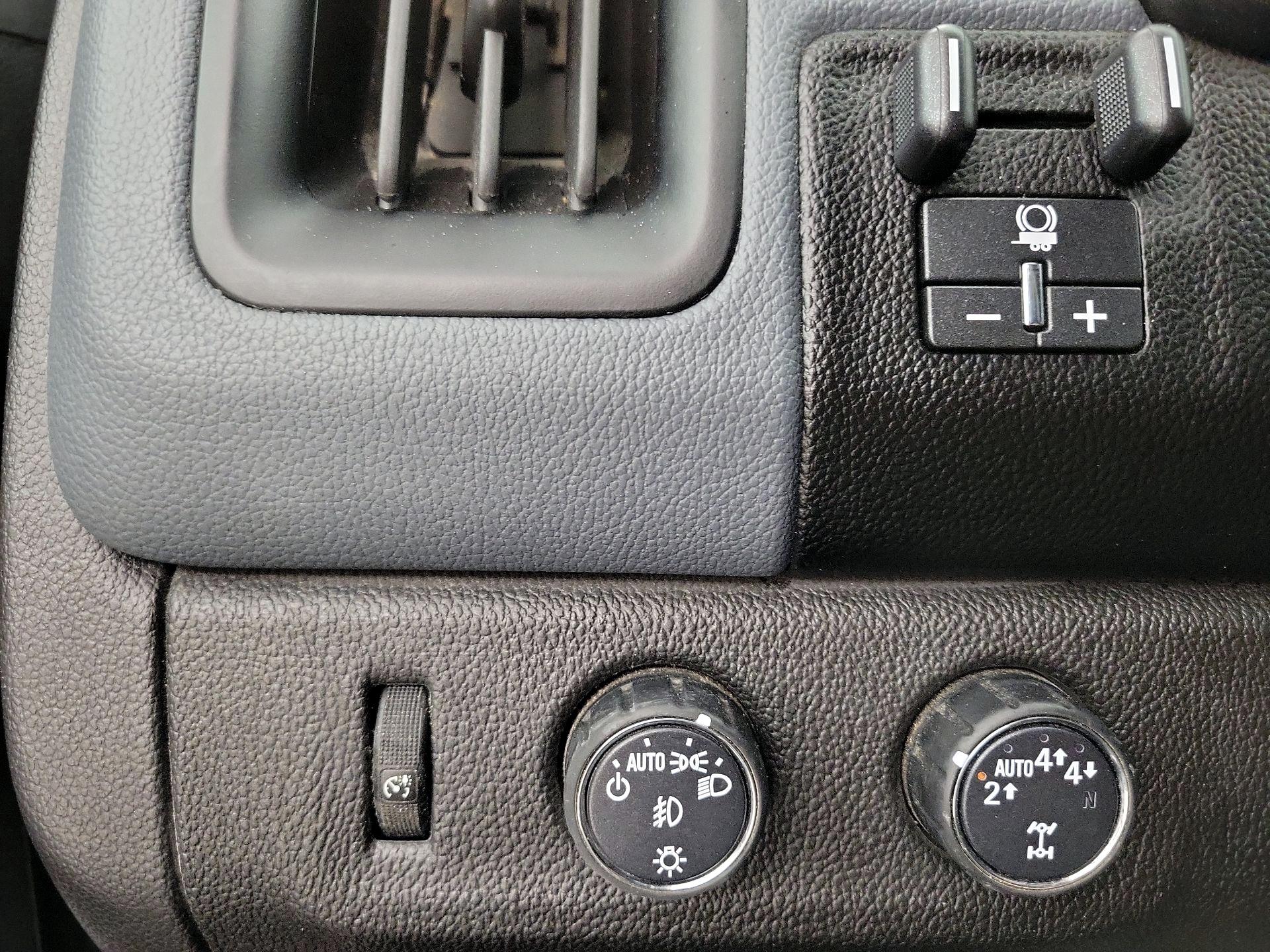 Thumbnail: 2019 Chevrolet Colorado - 13