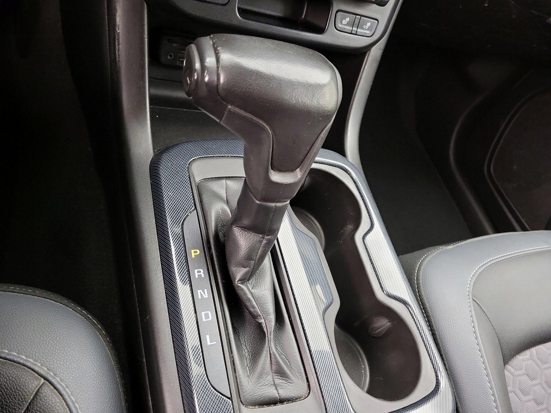 Thumbnail: 2019 Chevrolet Colorado - 17