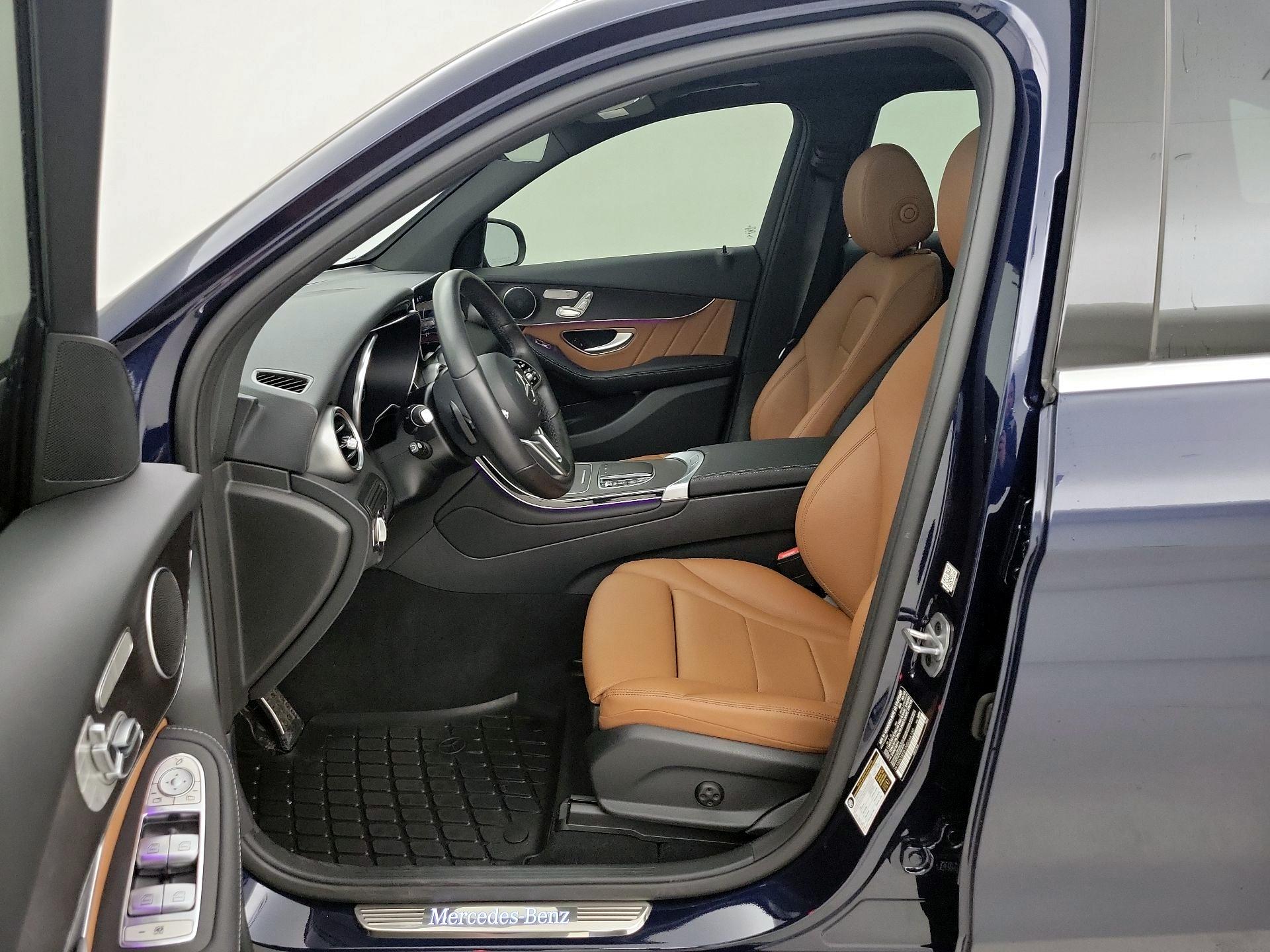 Thumbnail: 2022 Mercedes-Benz GLC - 11