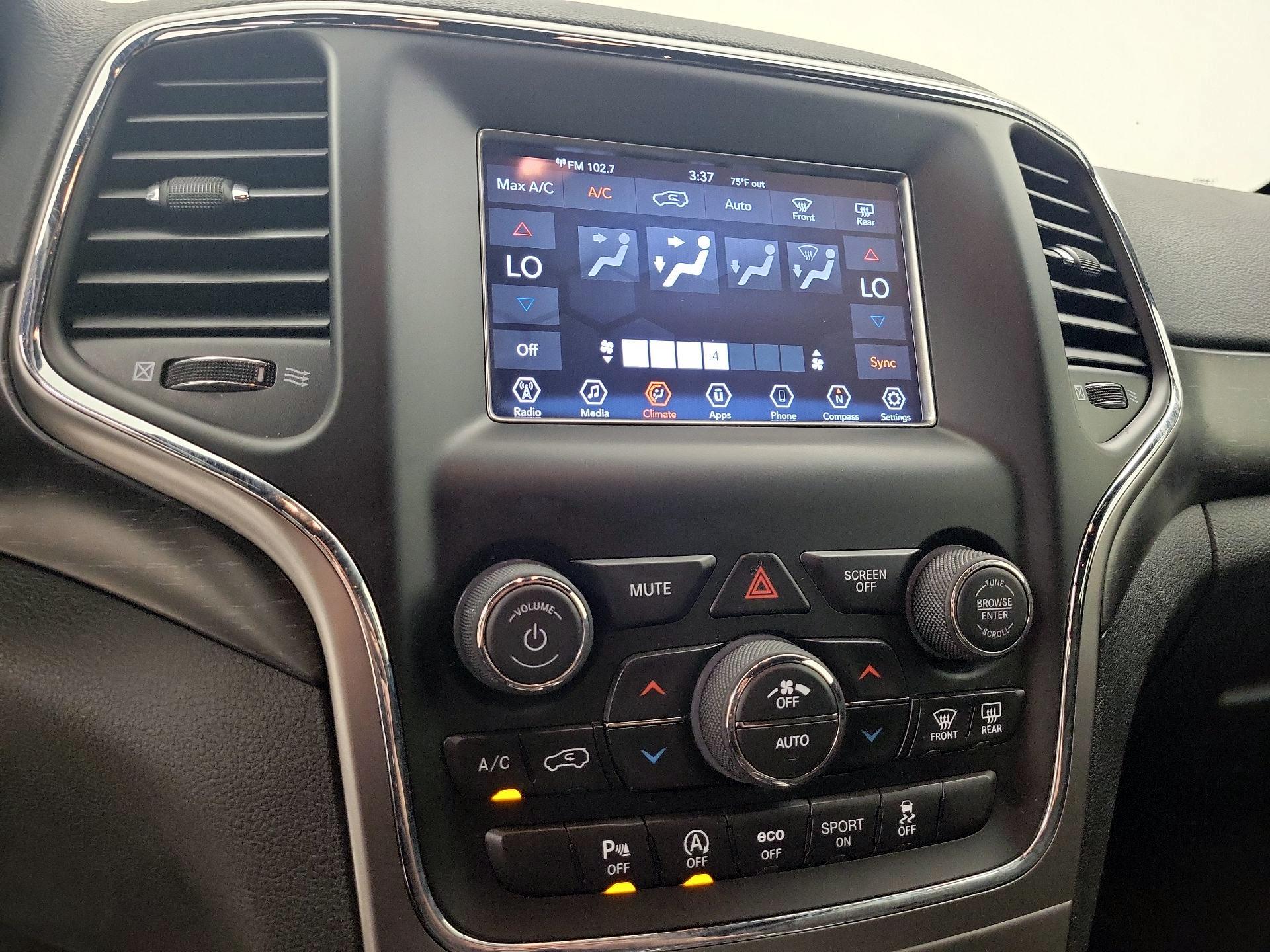 Thumbnail: 2018 Jeep Grand Cherokee - 16