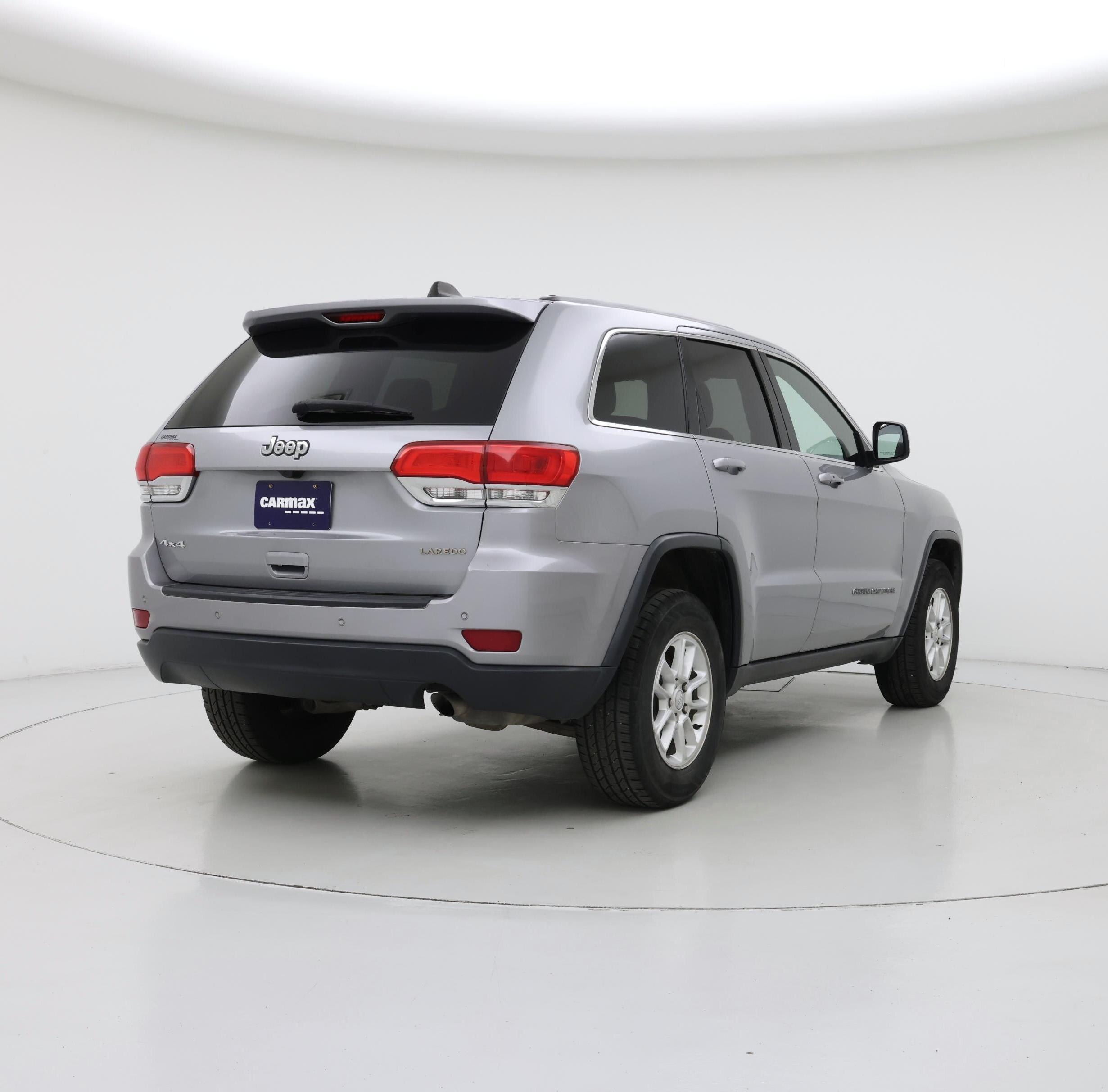 Thumbnail: 2018 Jeep Grand Cherokee - 8