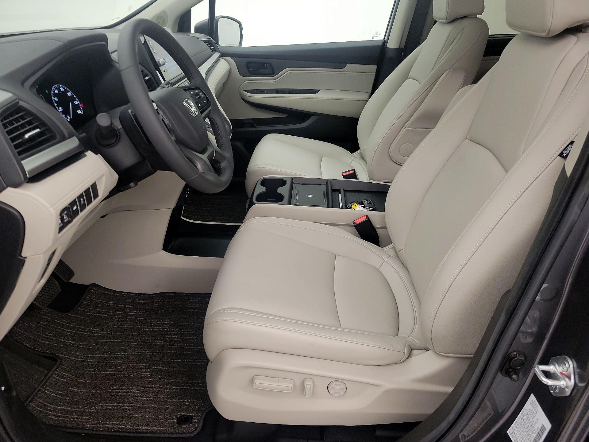 Thumbnail: 2025 Honda Odyssey - 11