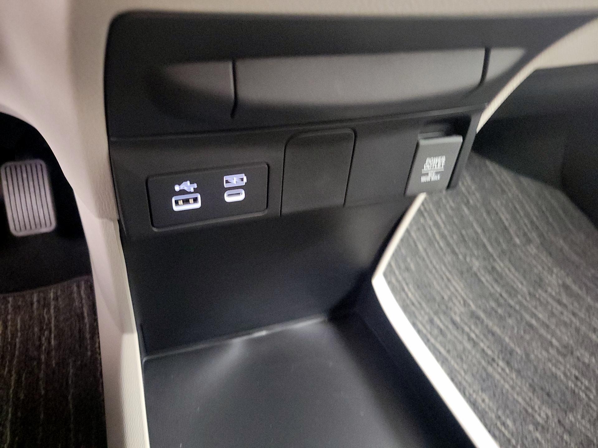 Thumbnail: 2025 Honda Odyssey - 18