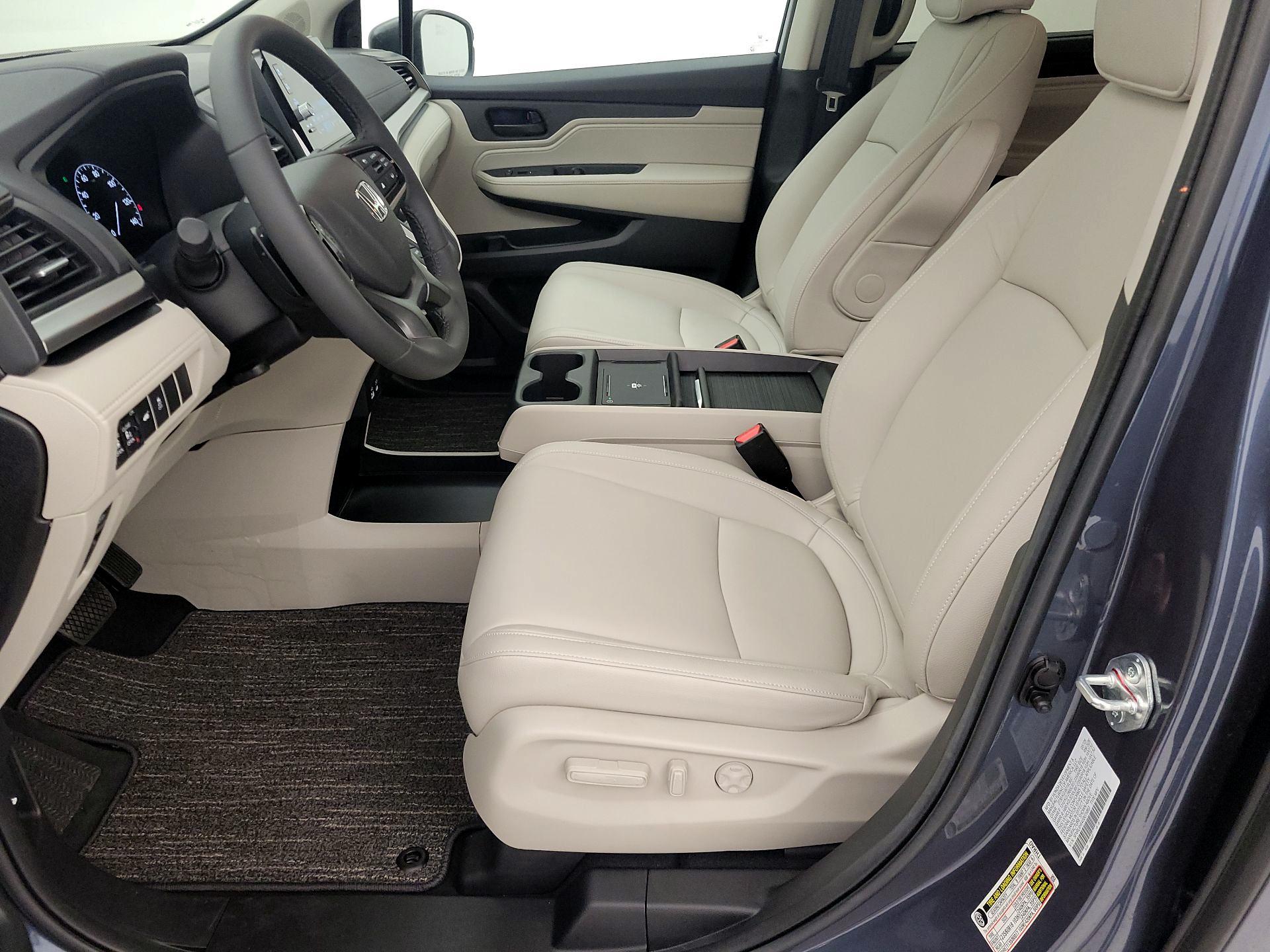 Thumbnail: 2025 Honda Odyssey - 11