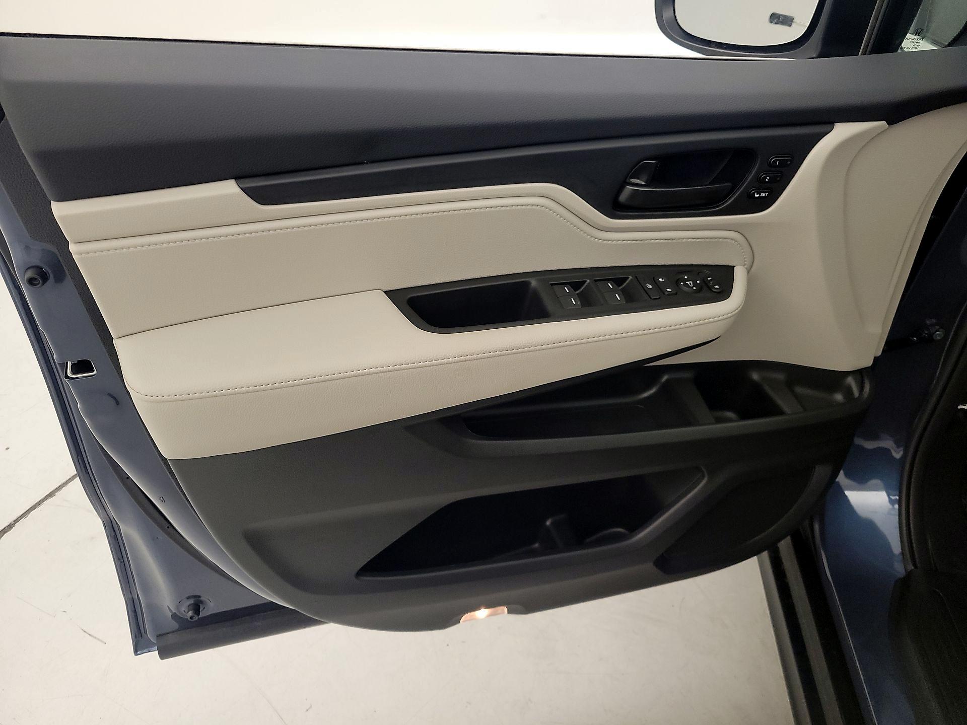 Thumbnail: 2025 Honda Odyssey - 12