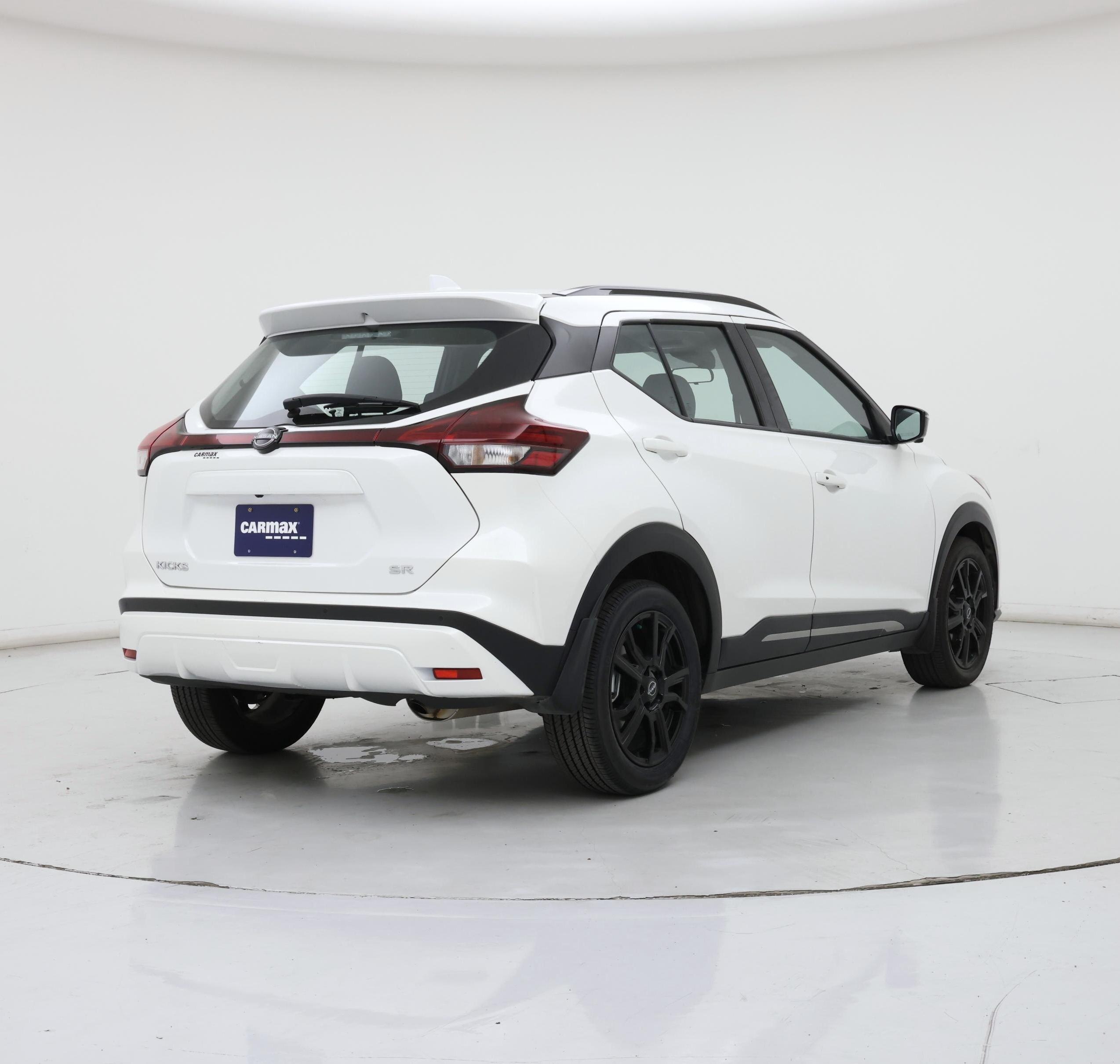 Thumbnail: 2024 Nissan Kicks - 8